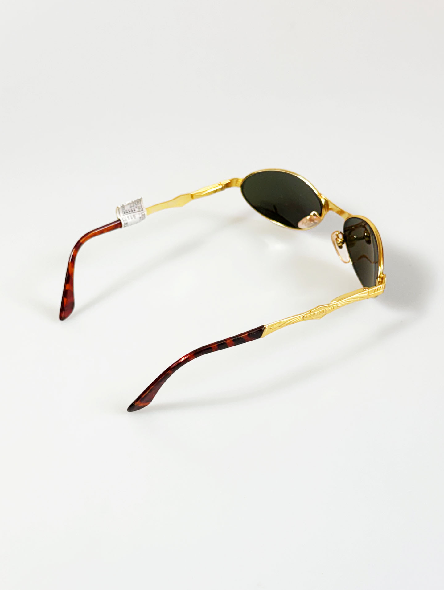 90's UNLIMITED Gold Slim Oval Metal Frame Sunglasses