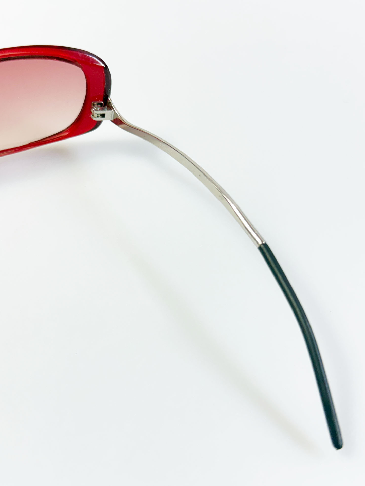 CAPRIO Bold Red Acetate Square Tint Sunglasses