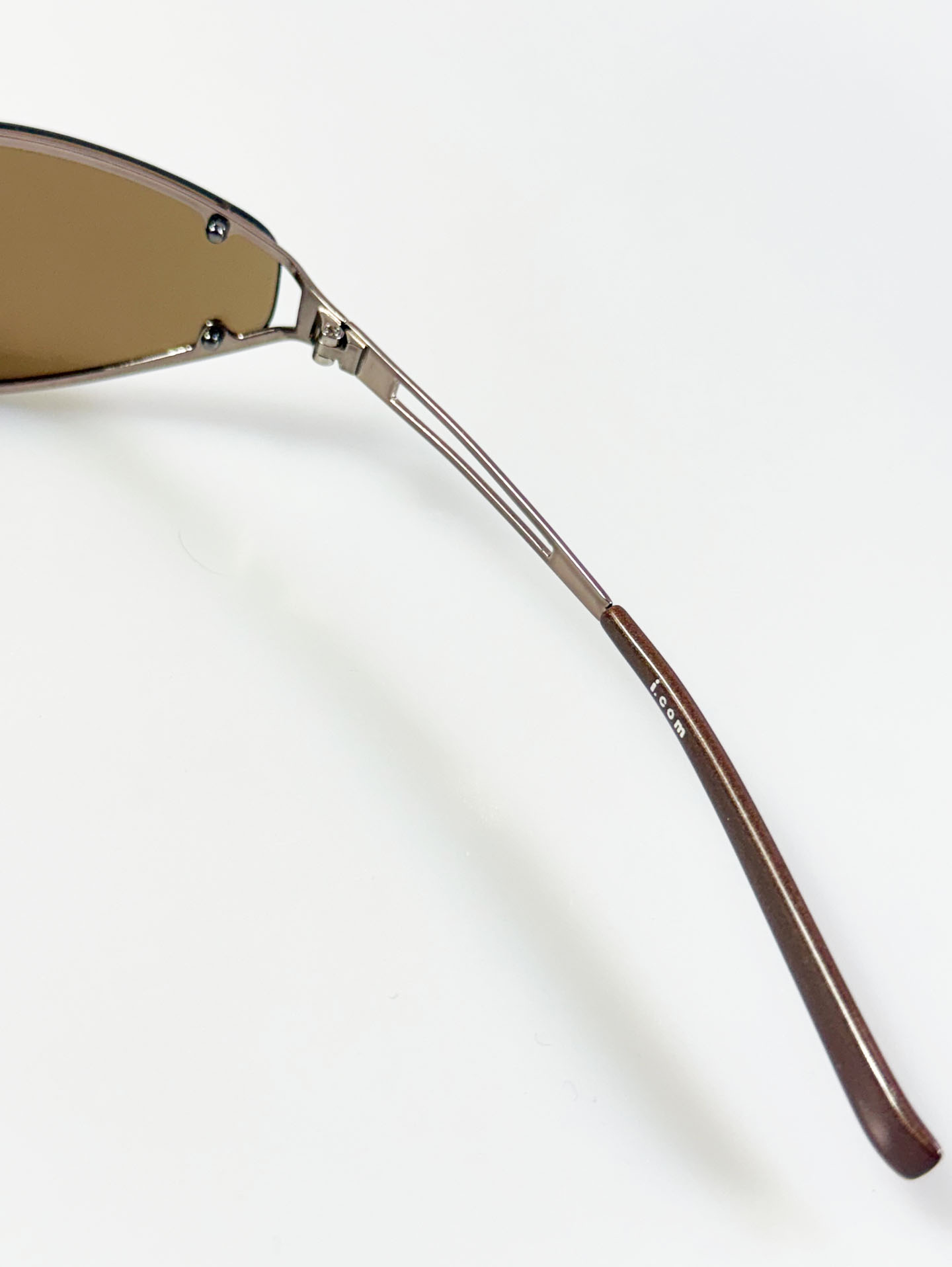 I.COM Brown Rimless Oval Metal Tint Sunglasses