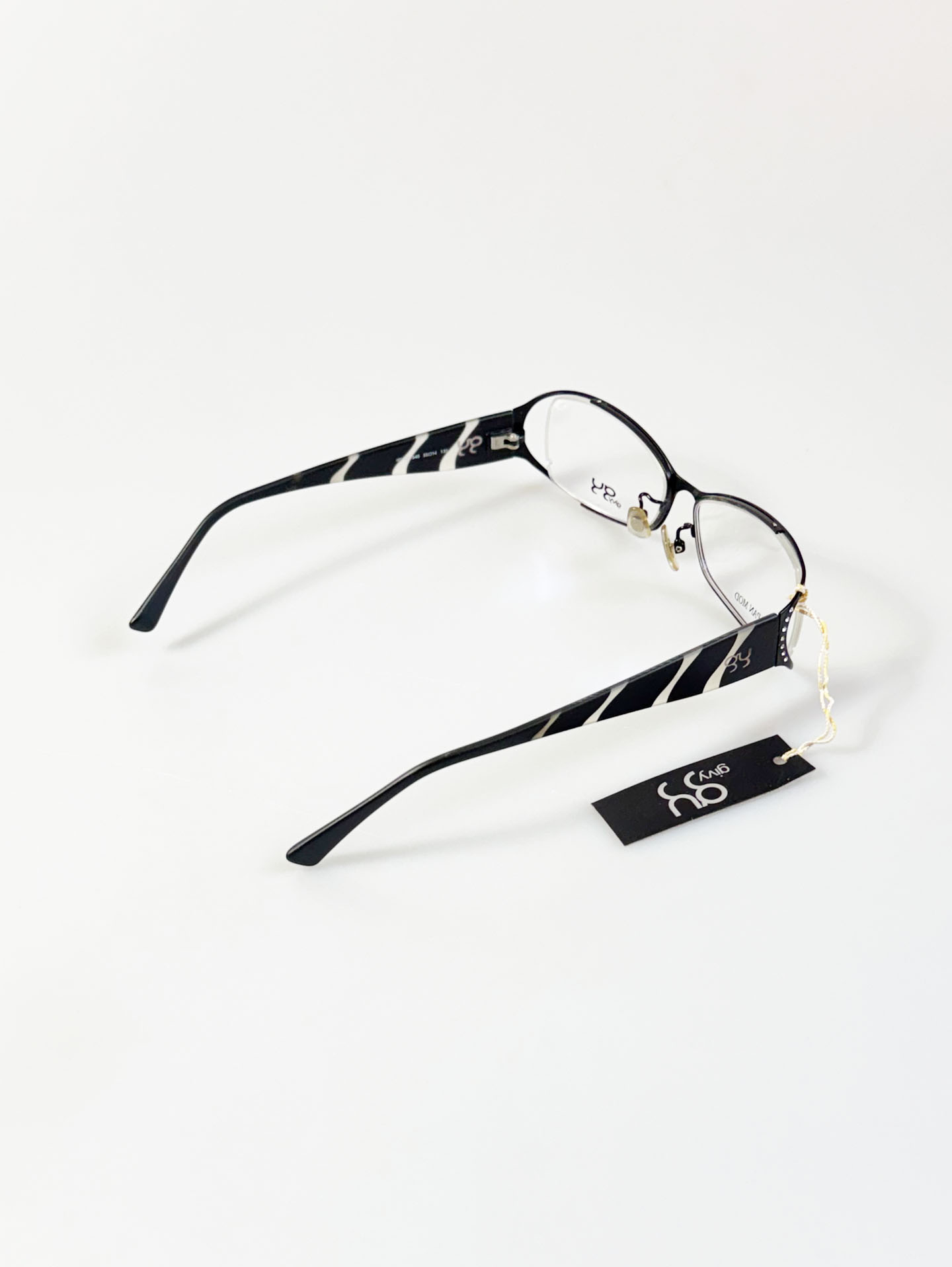 GIVY Black Slim Square Metal Frame Glasses