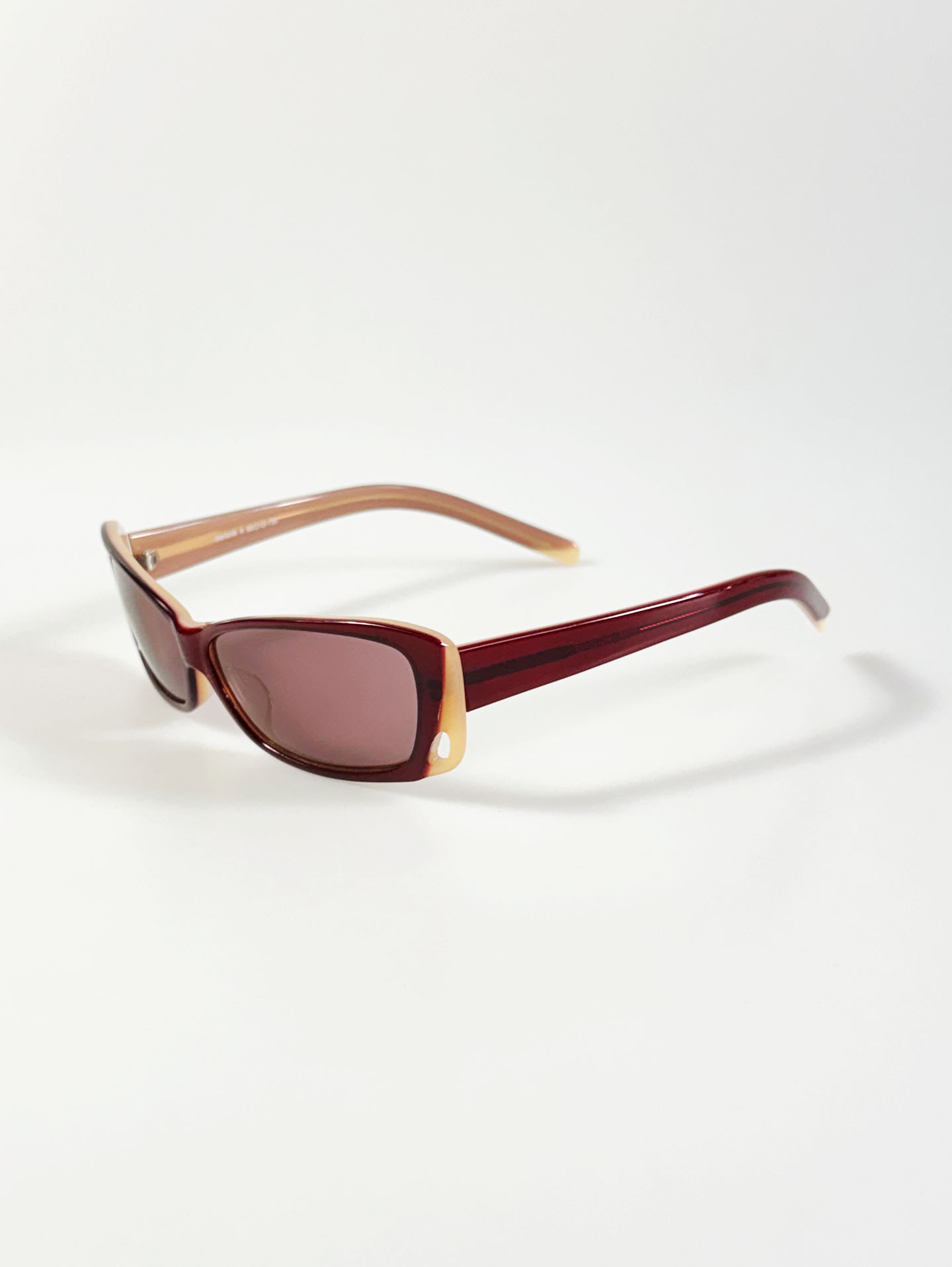 IXRON Bold Cat-Eye Frame Tint Sunglasses