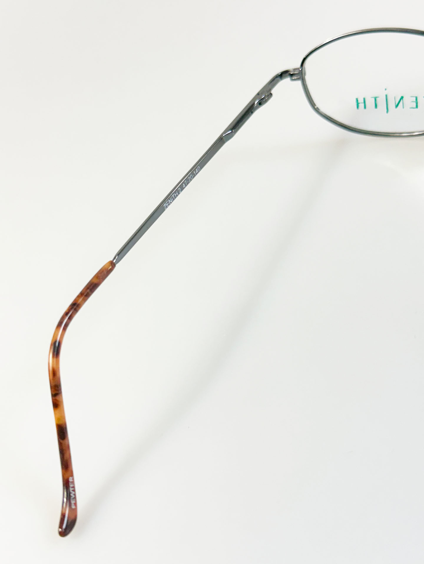 90's ZENITH Dark Silver Slim Oval Metal Frame Glasses