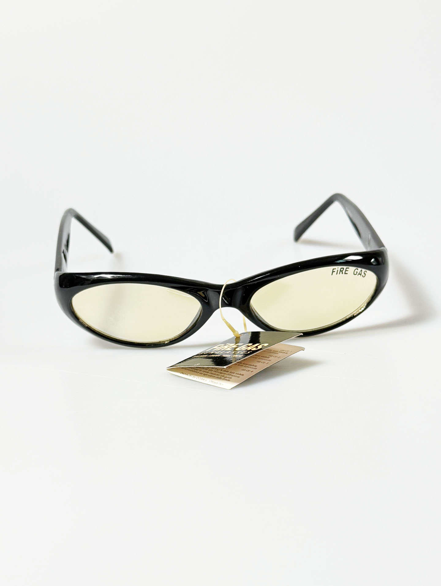 90's FIRE GAS Black Bold Oval Tint Sunglasses
