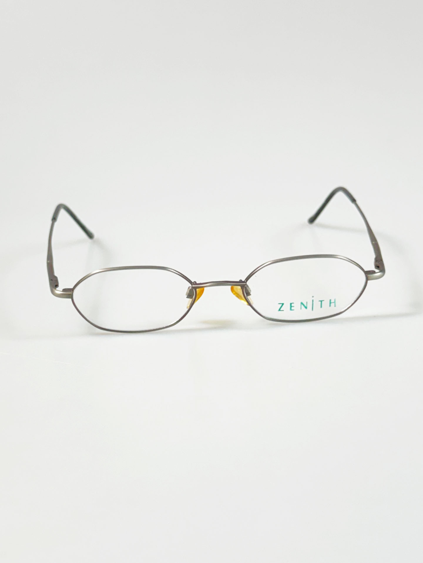 ZENITH Matte Silver Gray Slim Oval Metal Frame Glasses