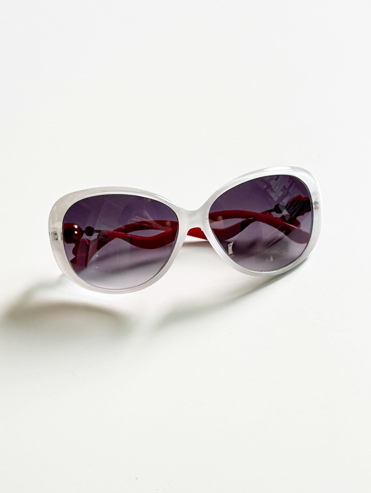 White Oversized Butterfly Floral Temple Detail Sunglasses
