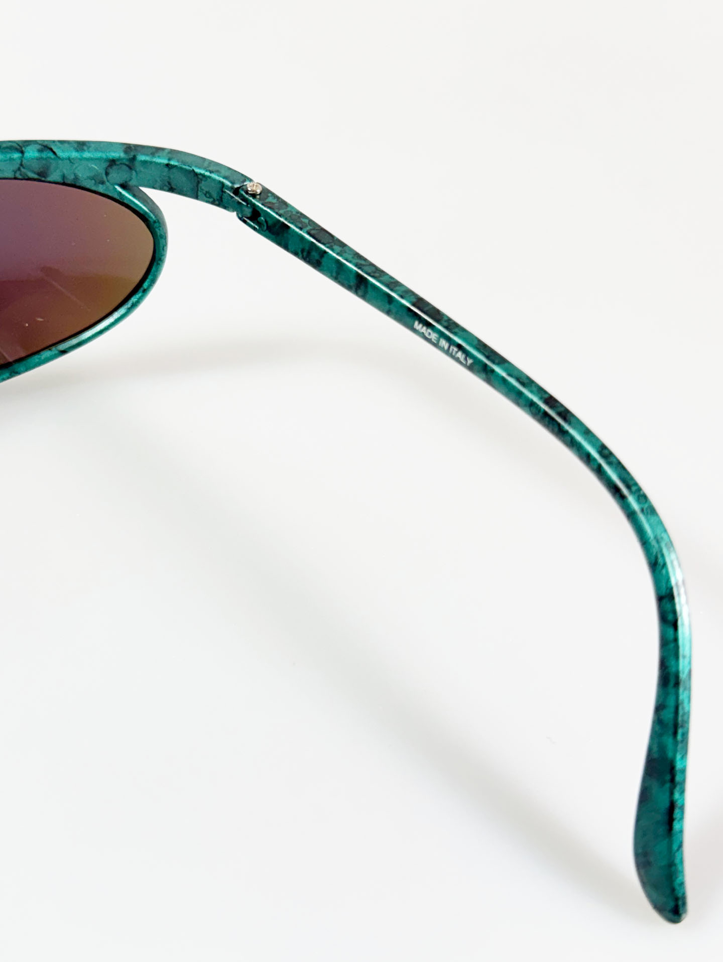 90’s KANTLON Green Marble Wraparound Sunglasses