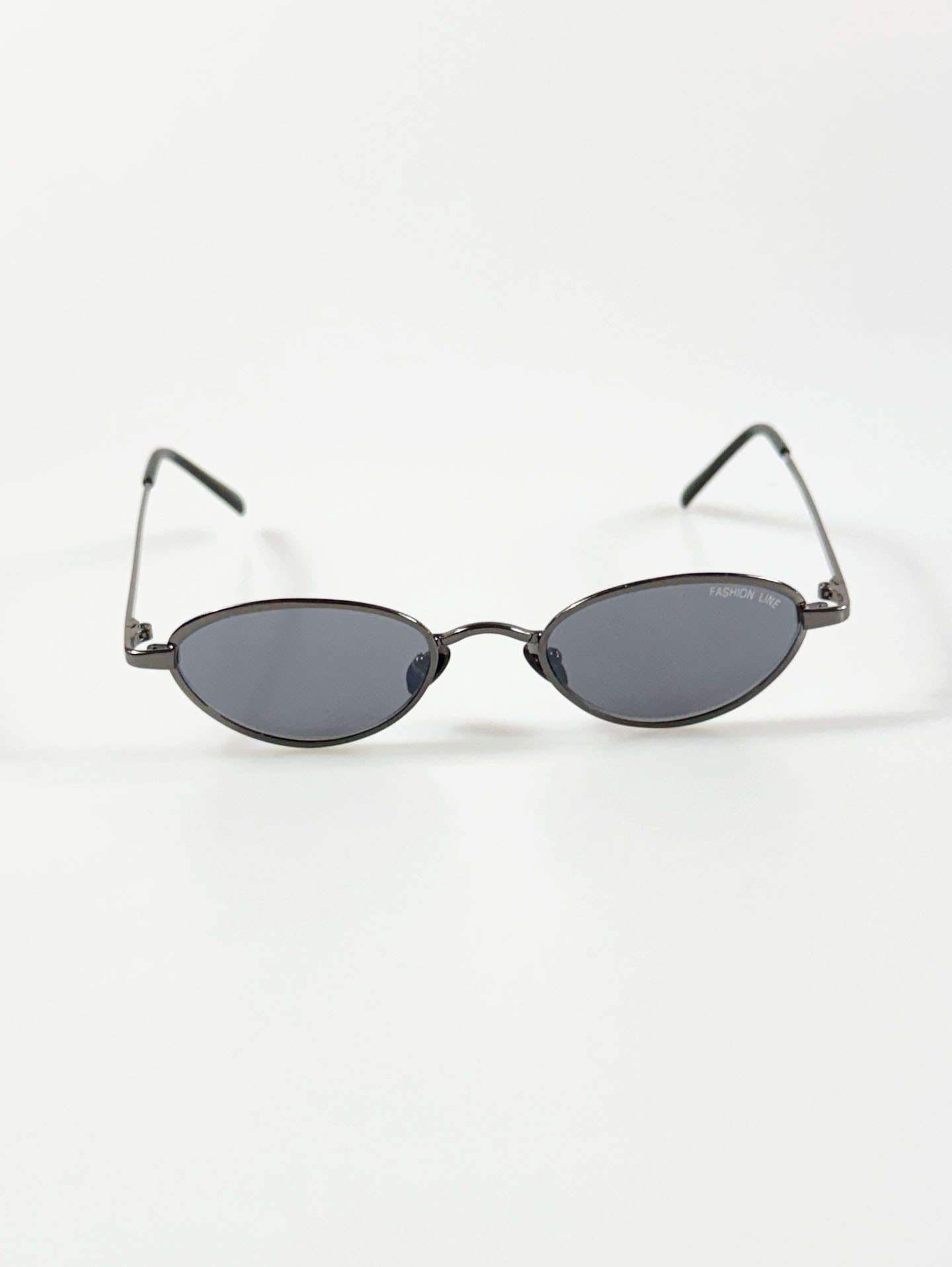 90's FASHION LINE Gunmetal Slim Oval Sunglasses