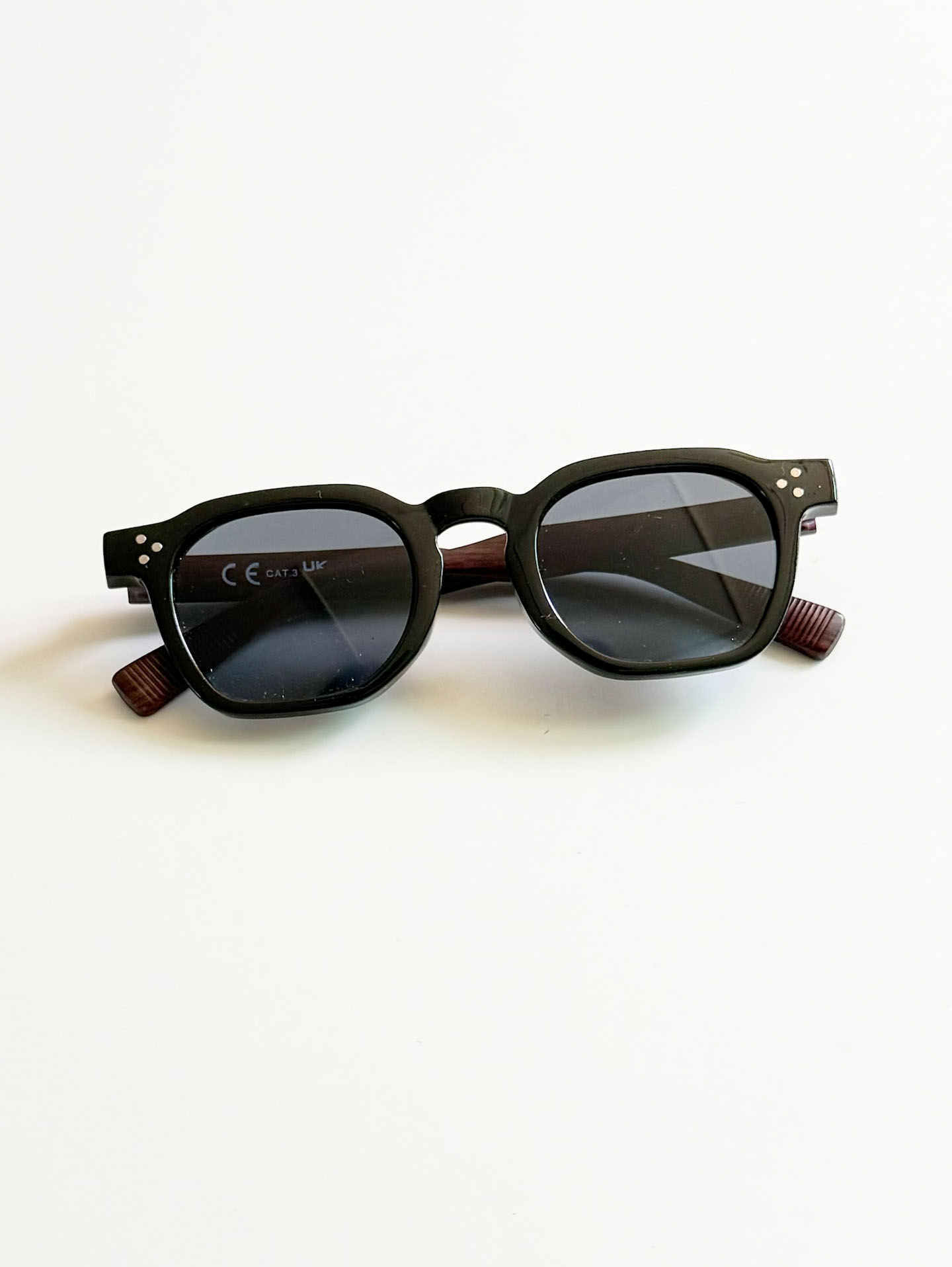 Black Bold Square Wood-Pattern Temples Sunglasses