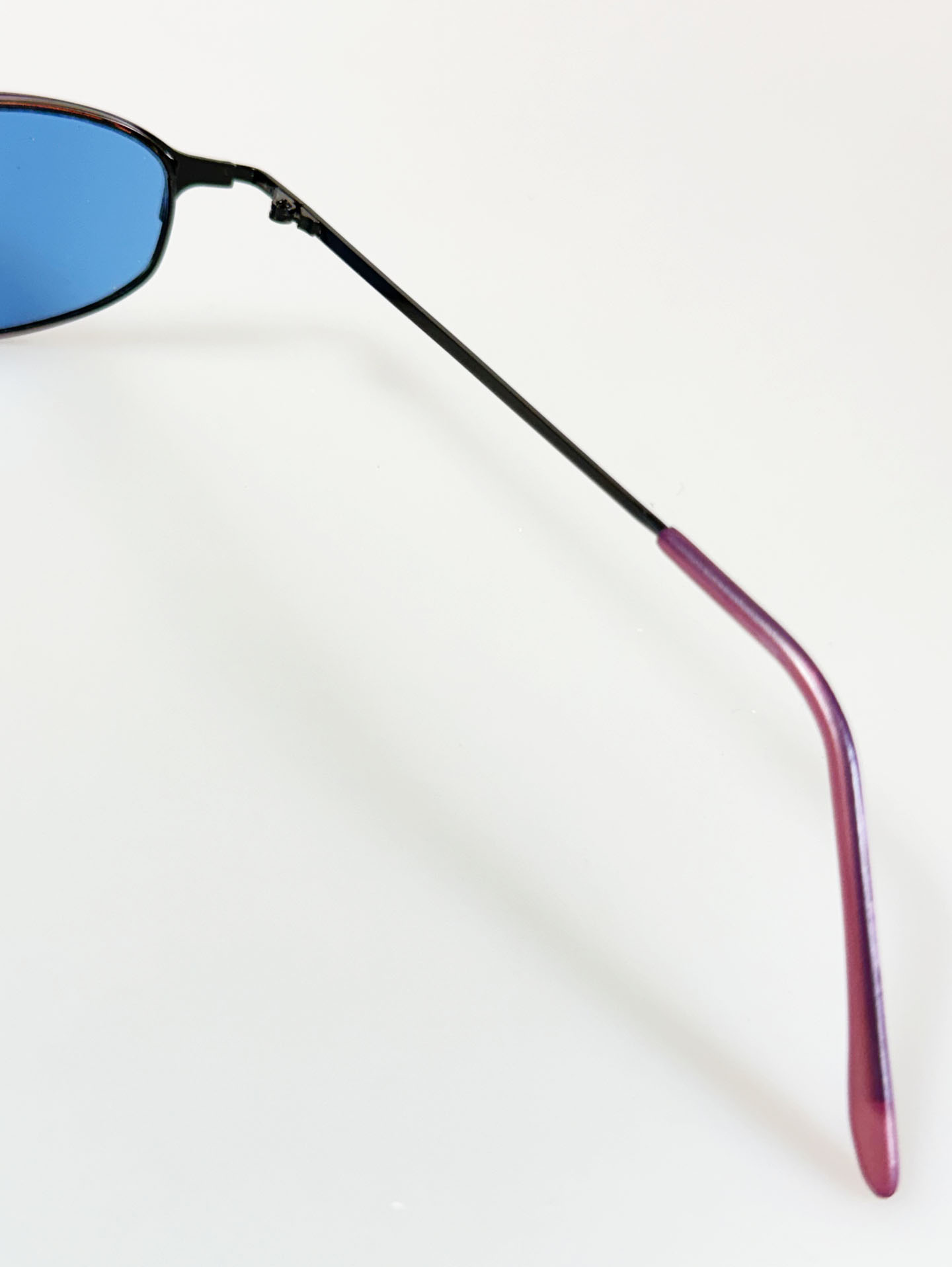 90's MENGNITE Two-Tone Metal Slim Oval Tint Sunglasses
