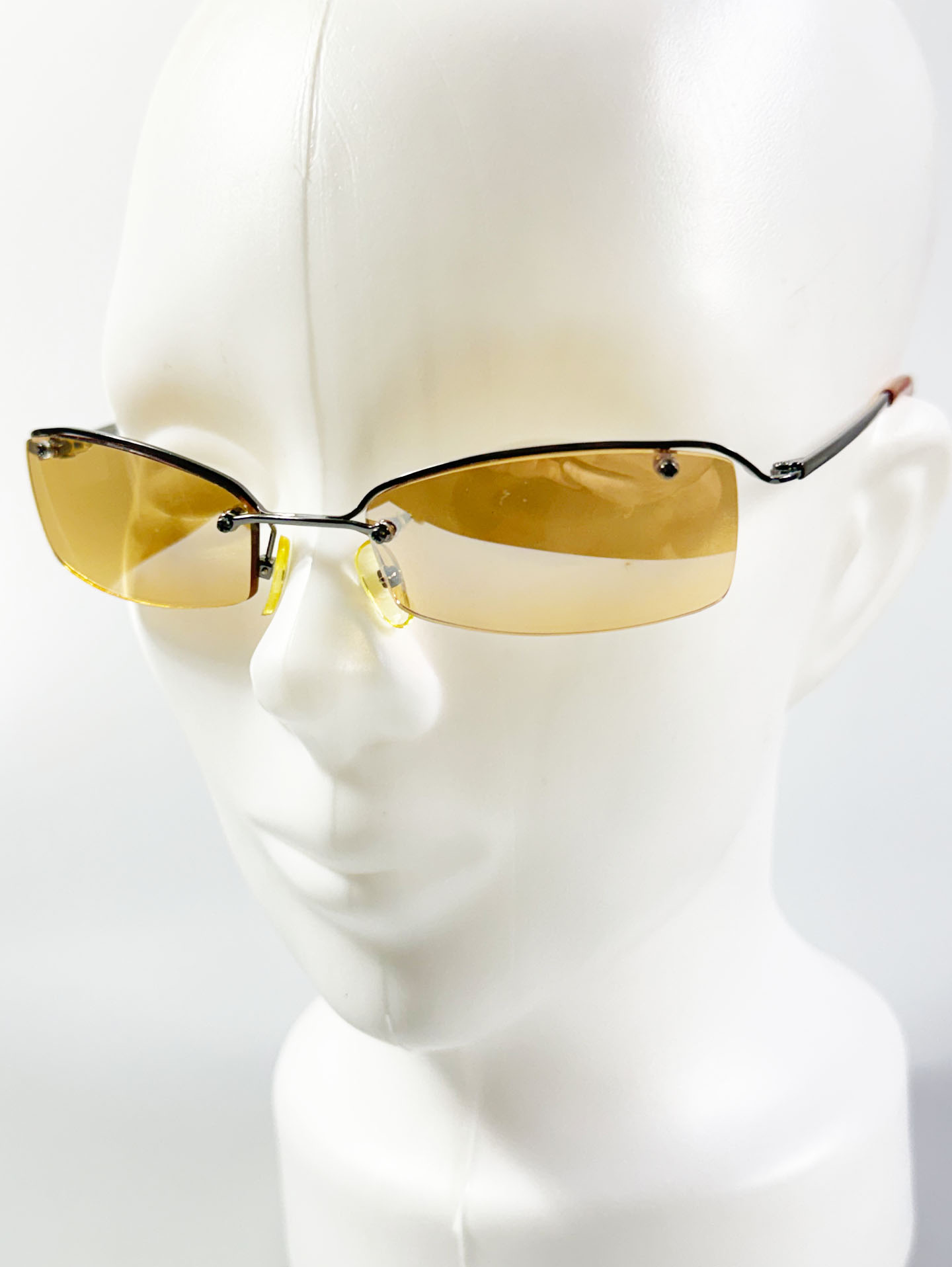 CAPRIO Gunmetal Rimless Square Tint Sunglasses