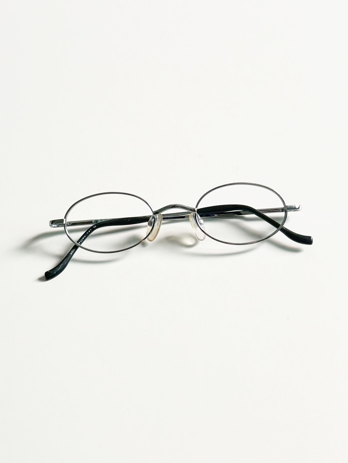 Silver Slim Oval Metal Frame Glasses