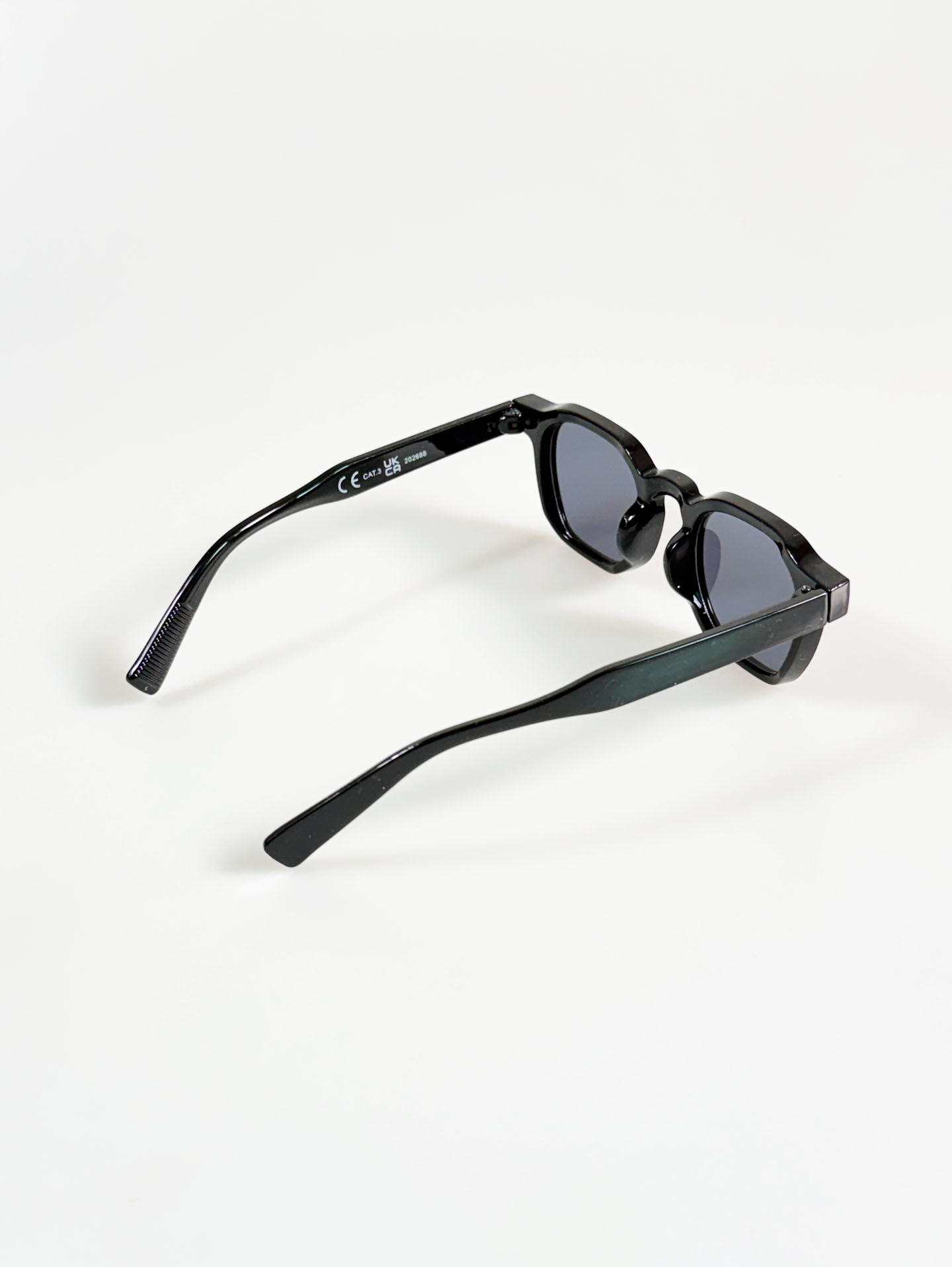 Black Bold Square Frame Sunglasses