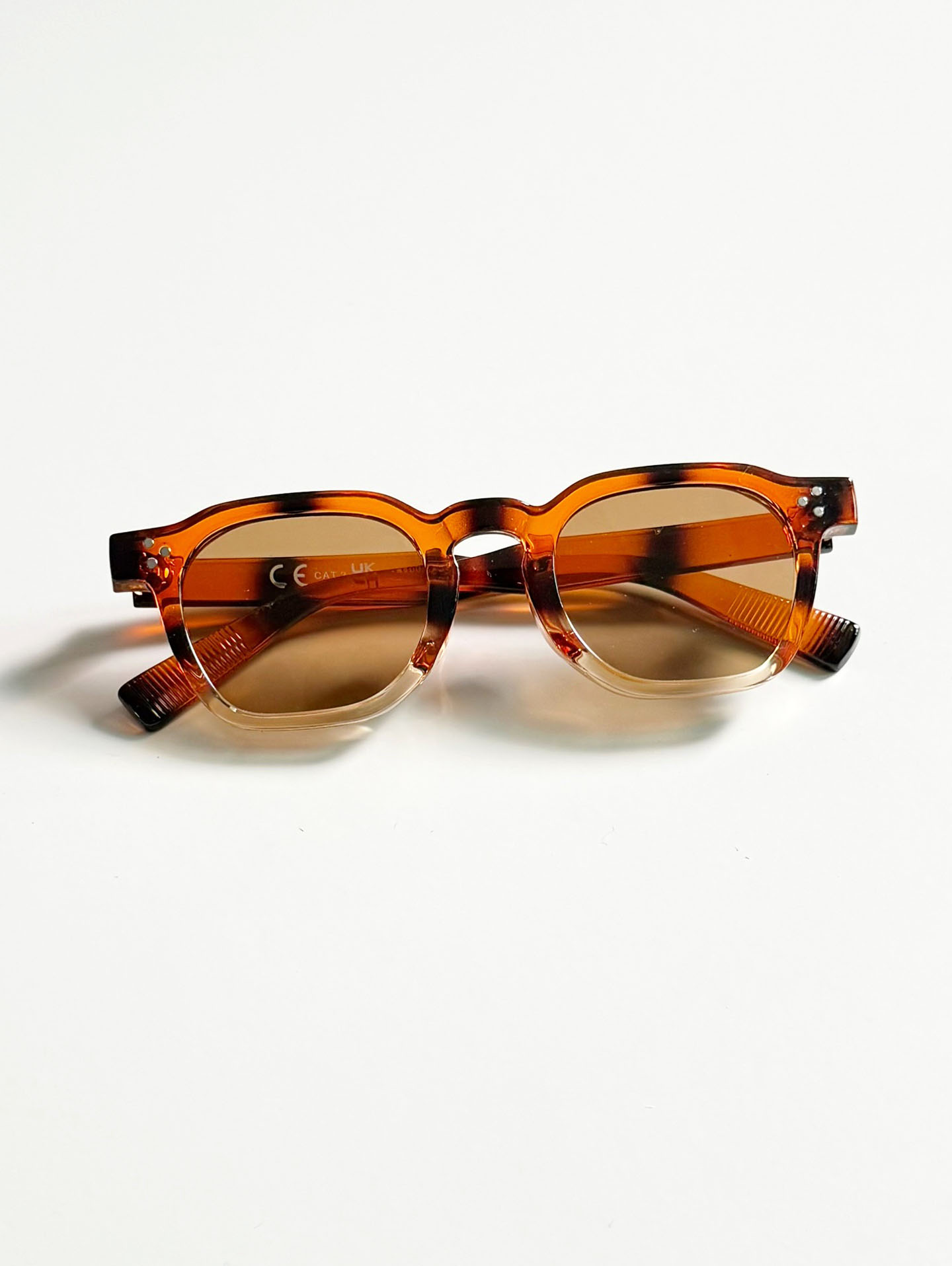 Amber Tortoiseshell Two-Tone Bold Square Tint Sunglasses