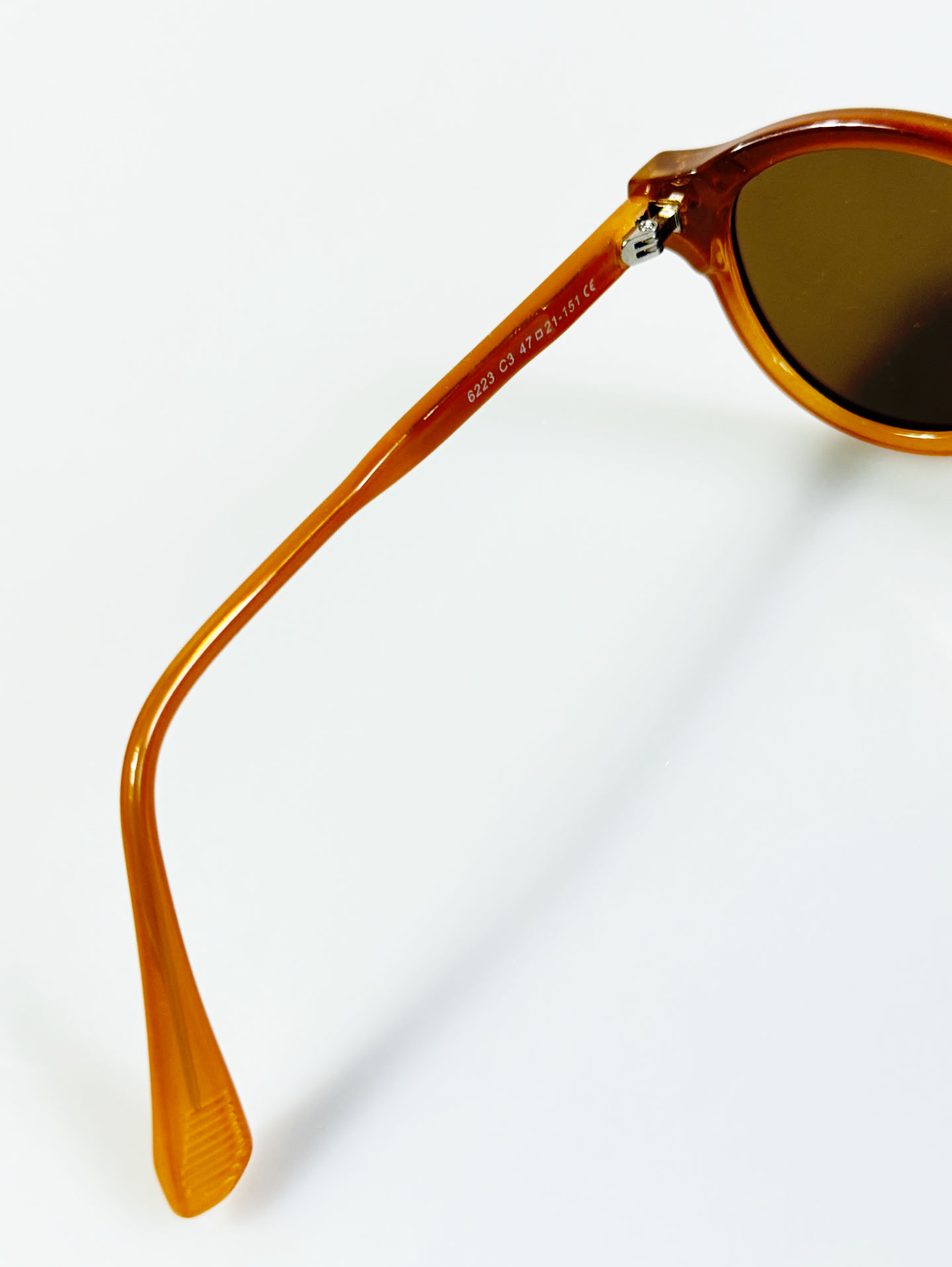 Gradient Amber Clear Bold Round Tinted Sunglasses