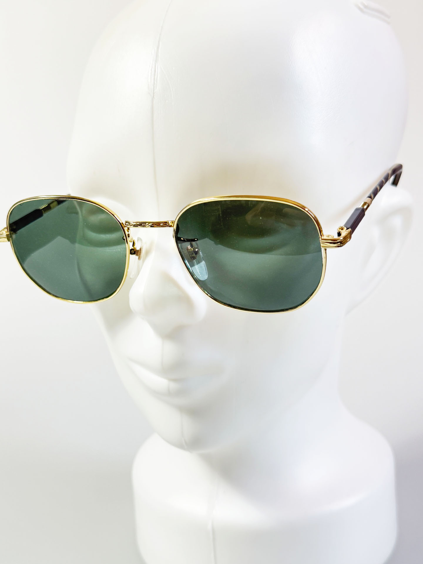 90’s Gold Metal Slim Square Frame Sunglasses
