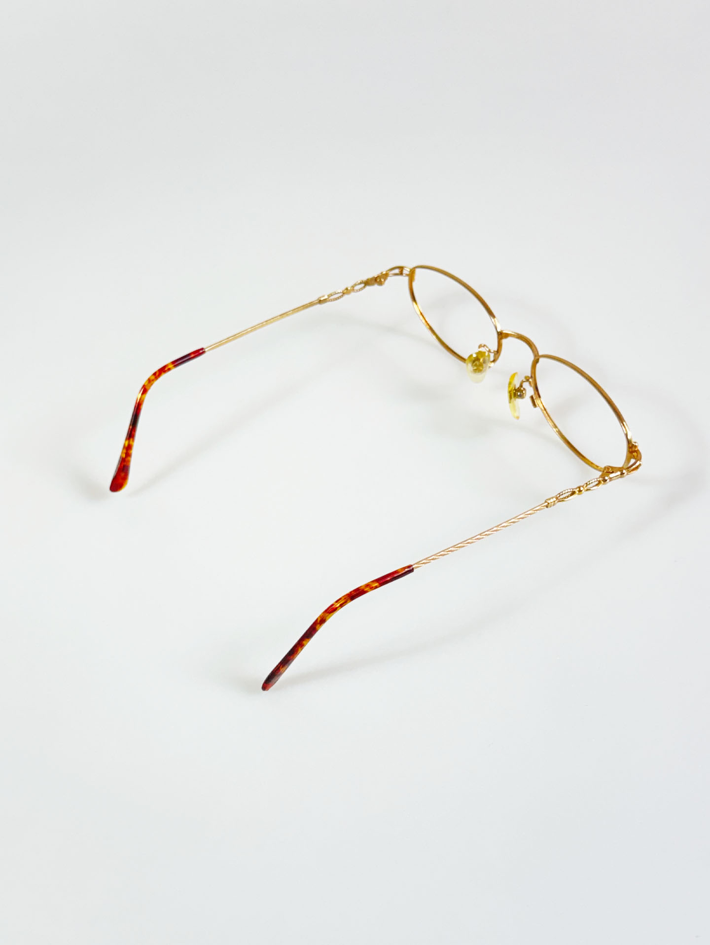 90’s CANADIAN Gold Metal Slim Oval Glasses