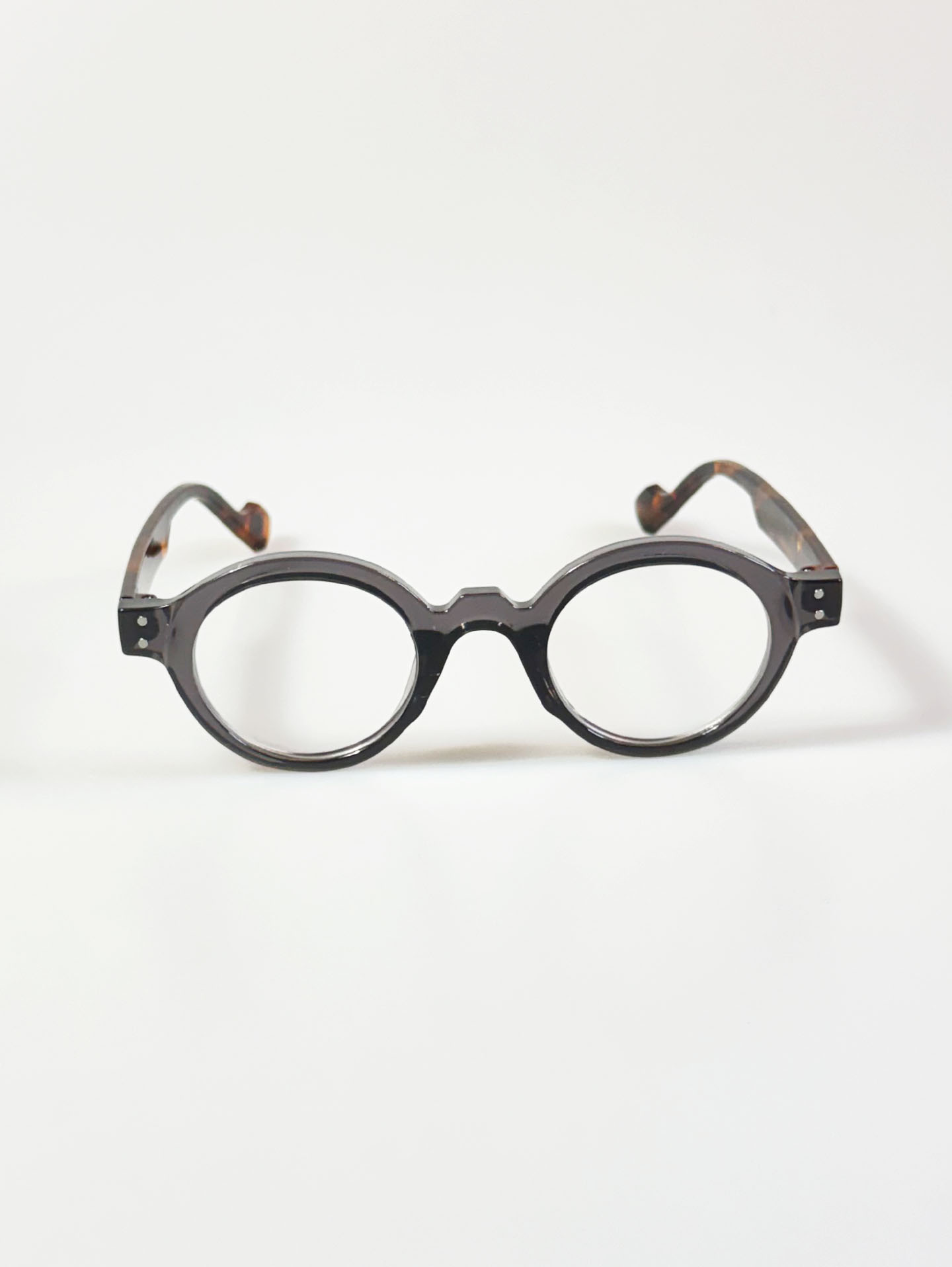 Smoke Gray Classic Bold Round Frame Glasses