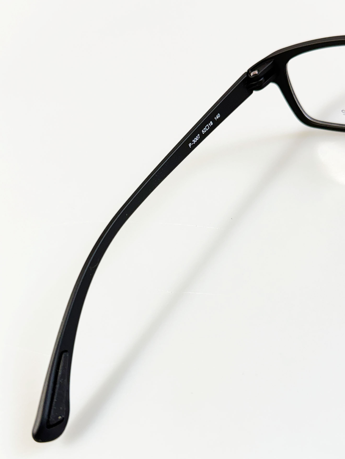 PLUME Lightweight Black Square Horn-Rim Frame Glasses