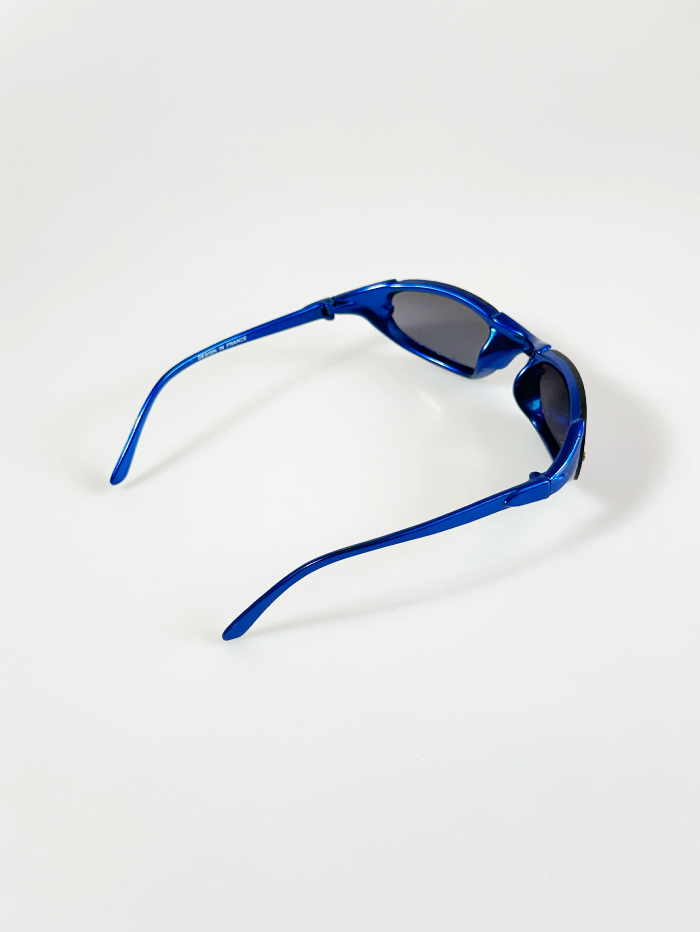 LEON Wraparound Blue Frame Sunglasses
