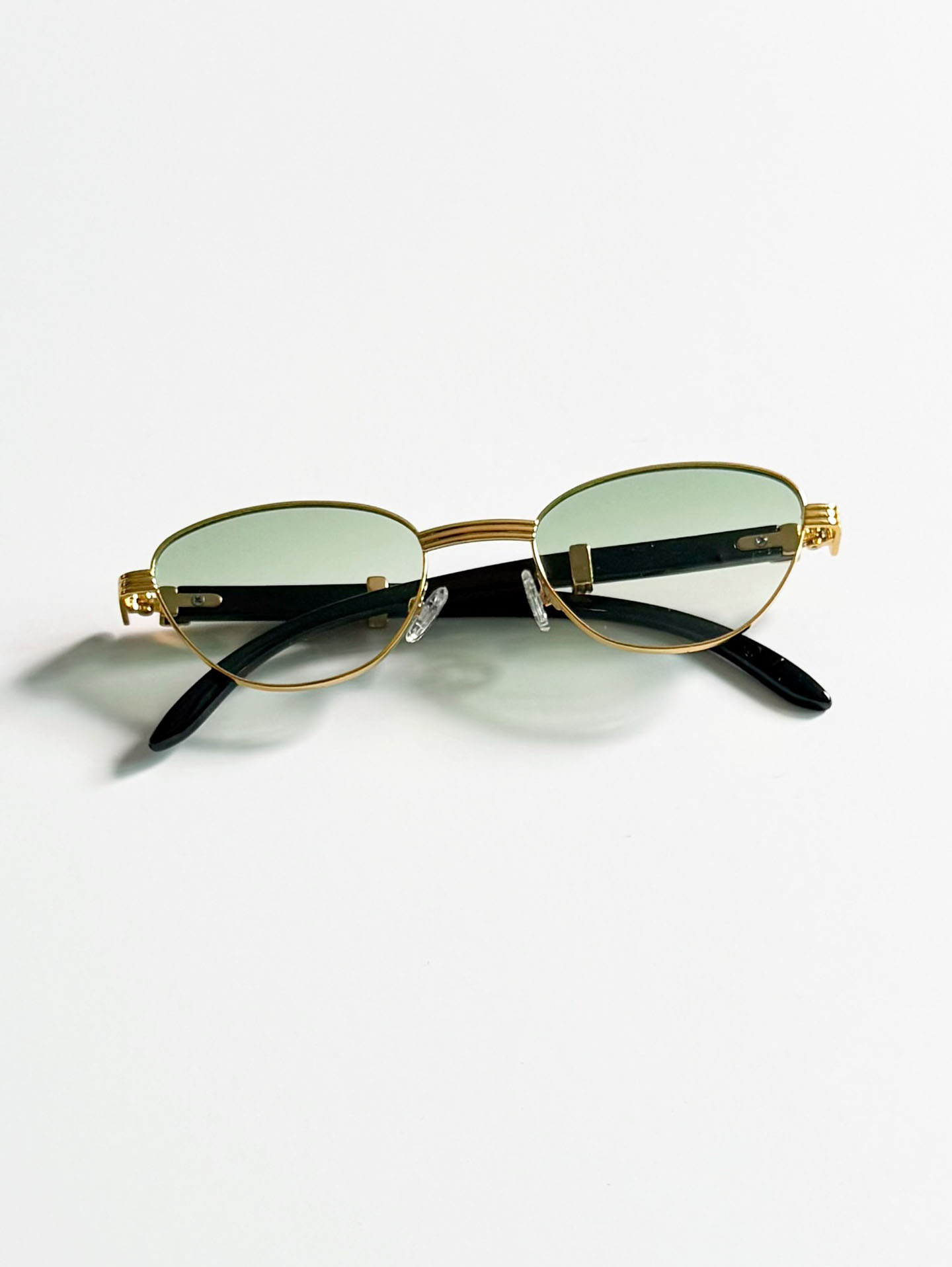 Gold Metal Slim Oval Frame Tint Sunglasses
