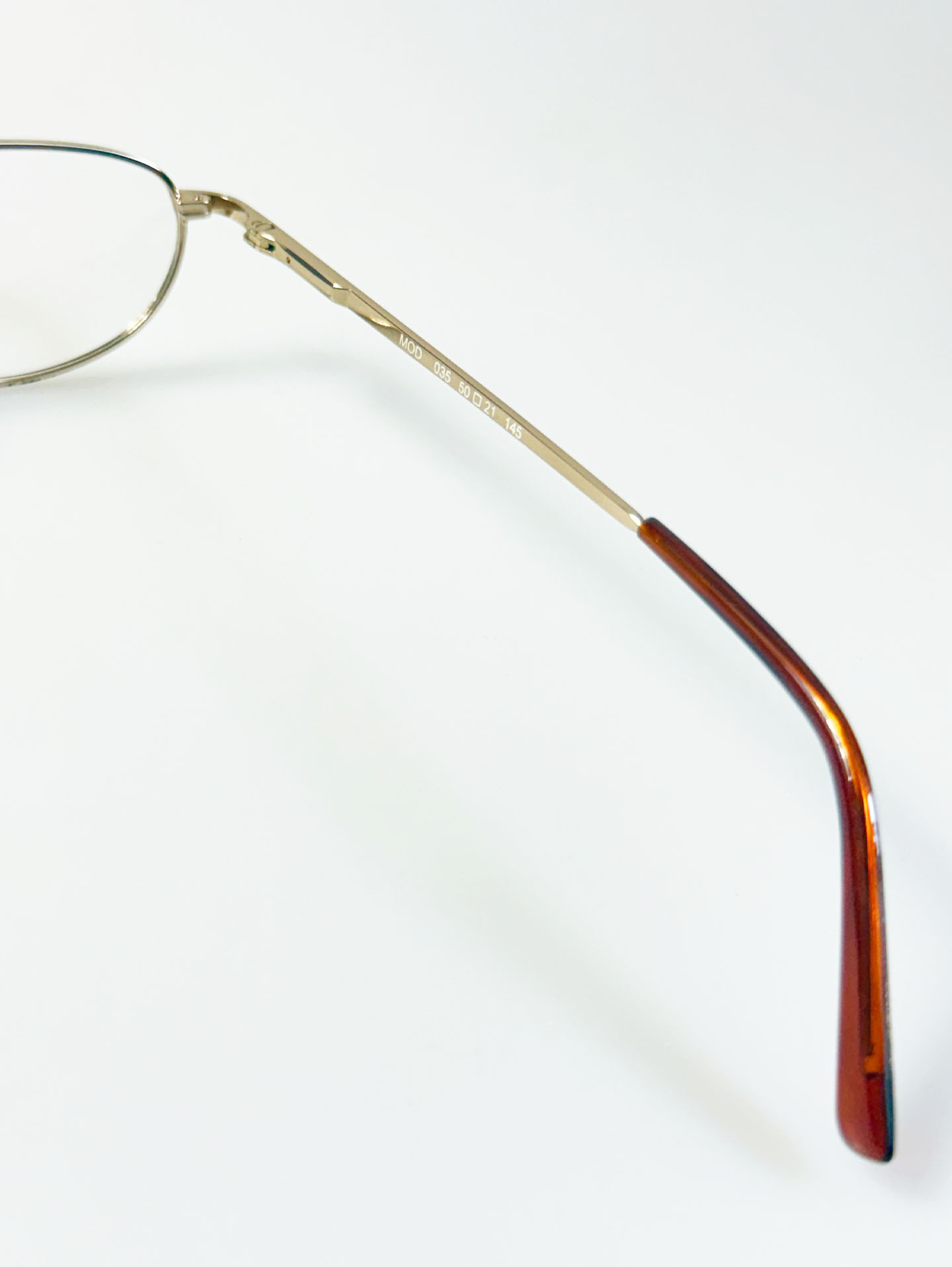 90's TREVI Gold Slim Oval Metal Frame Glasses