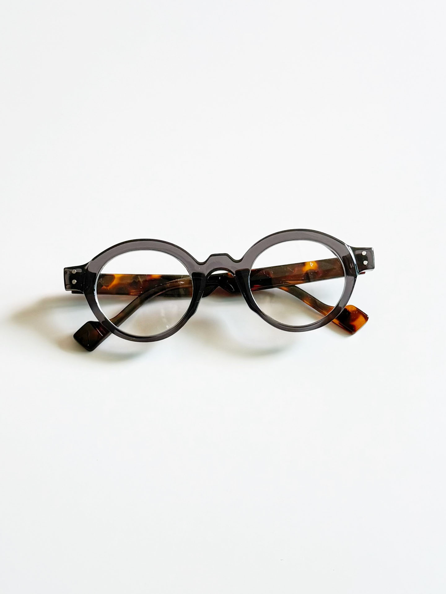 Smoke Gray Classic Bold Round Frame Glasses
