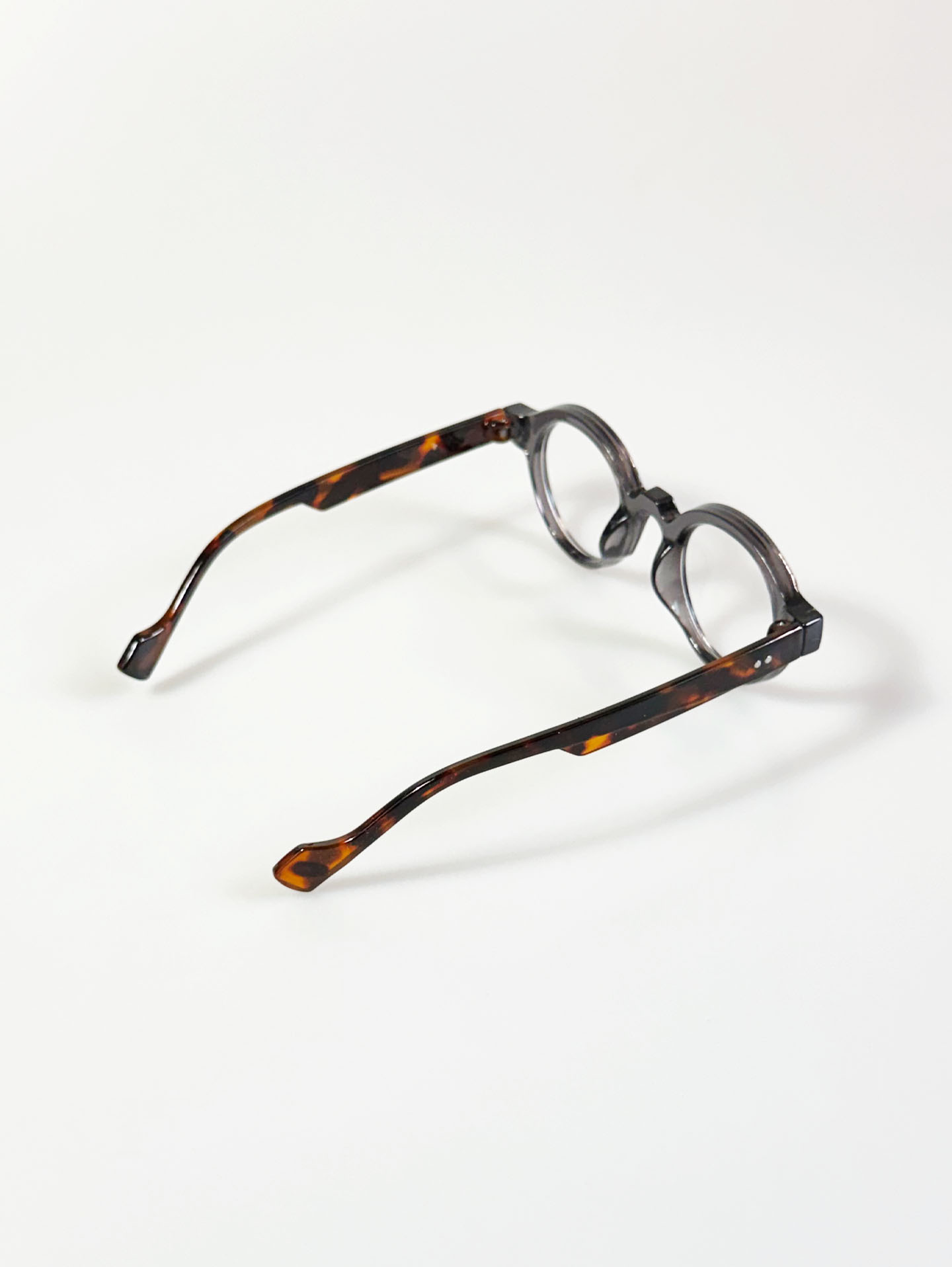 Smoke Gray Classic Bold Round Frame Glasses