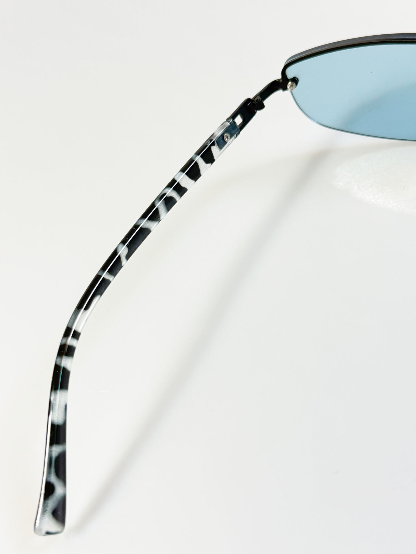 Rimless Square Metal Frame Tint Sunglasses