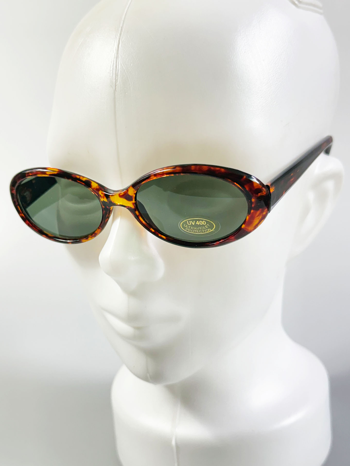 YUPPY Tortoiseshell Bold Oval Sunglasses