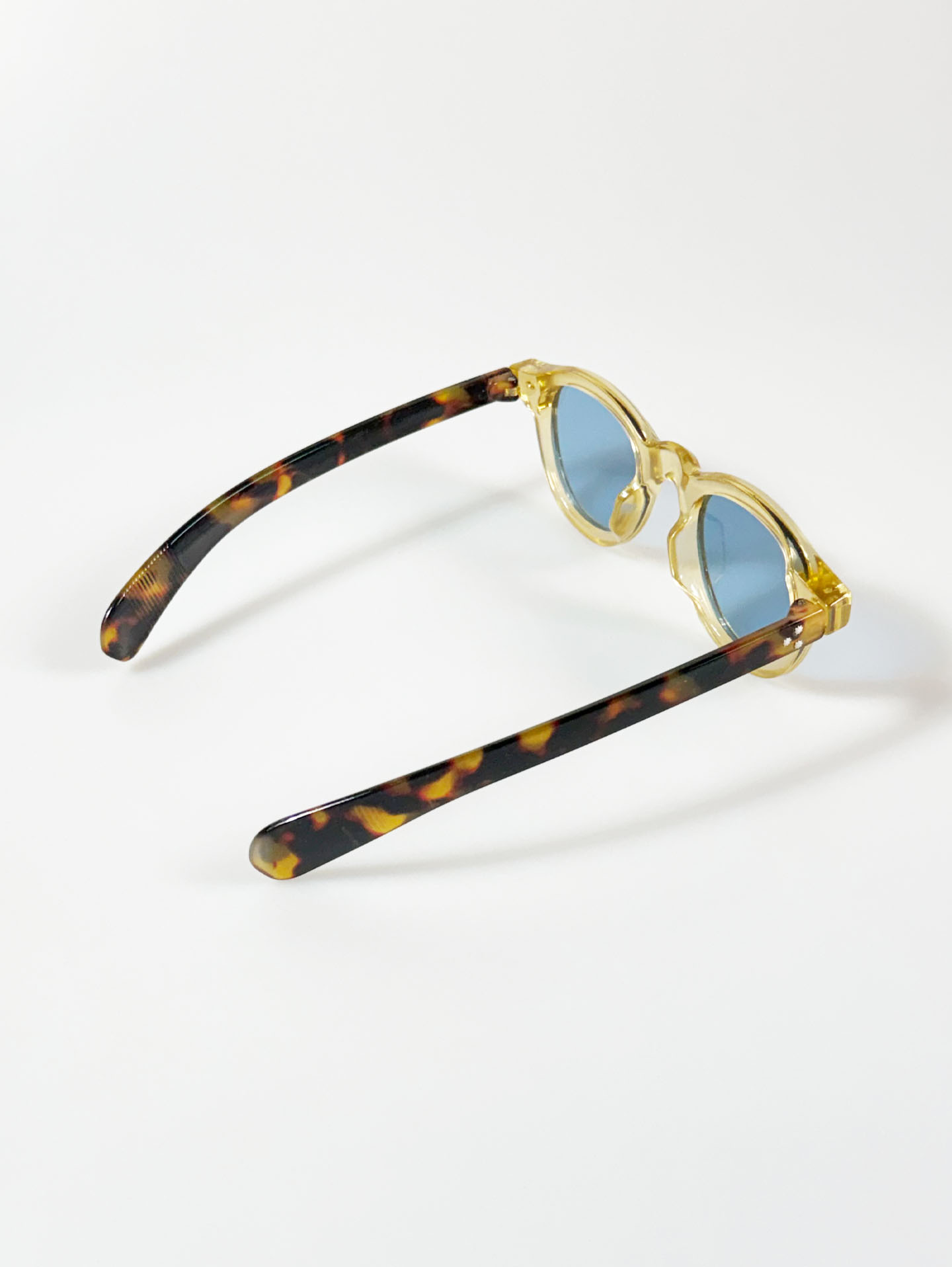 Clear Amber Bold Round Tinted Sunglasses