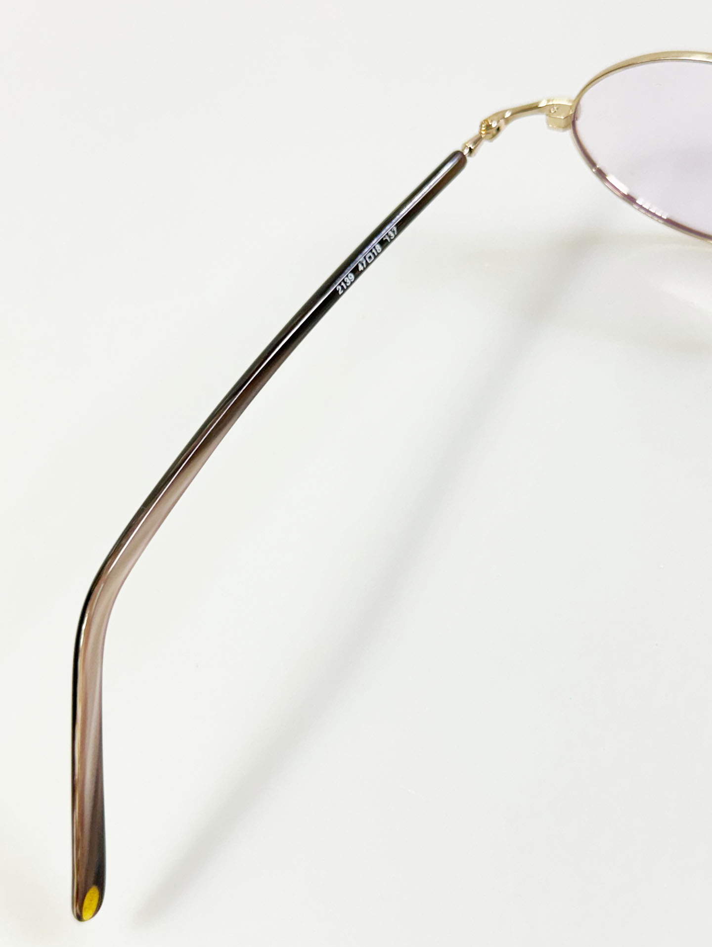 R&B Eyewear Gold Slim Oval Metal Tint Glasses