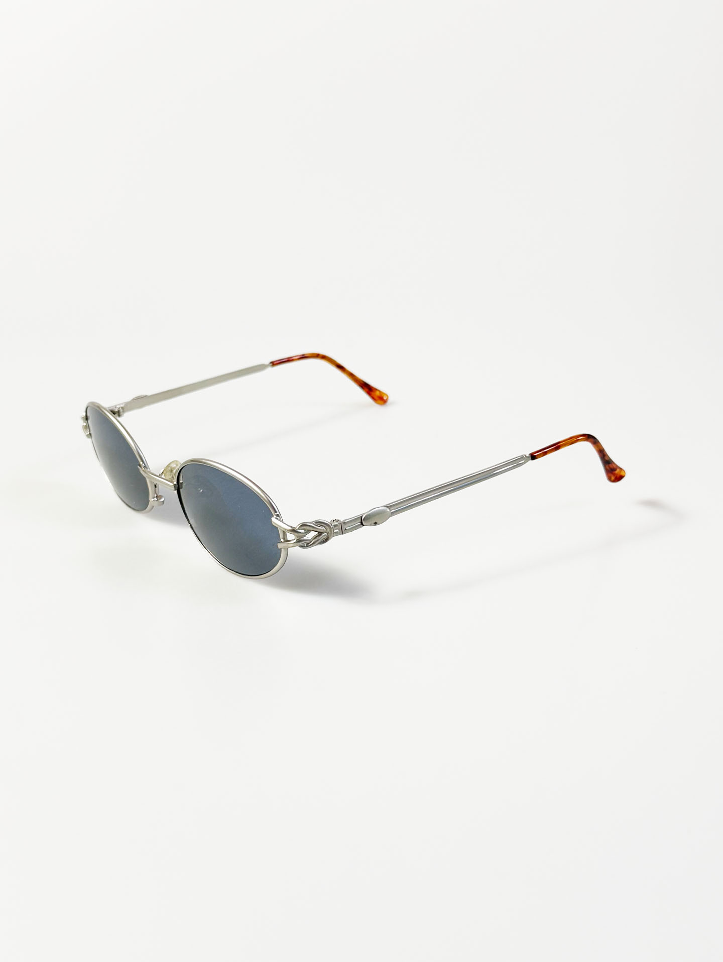90's ACTION Slim Oval Silver Metal Frame Sunglasses