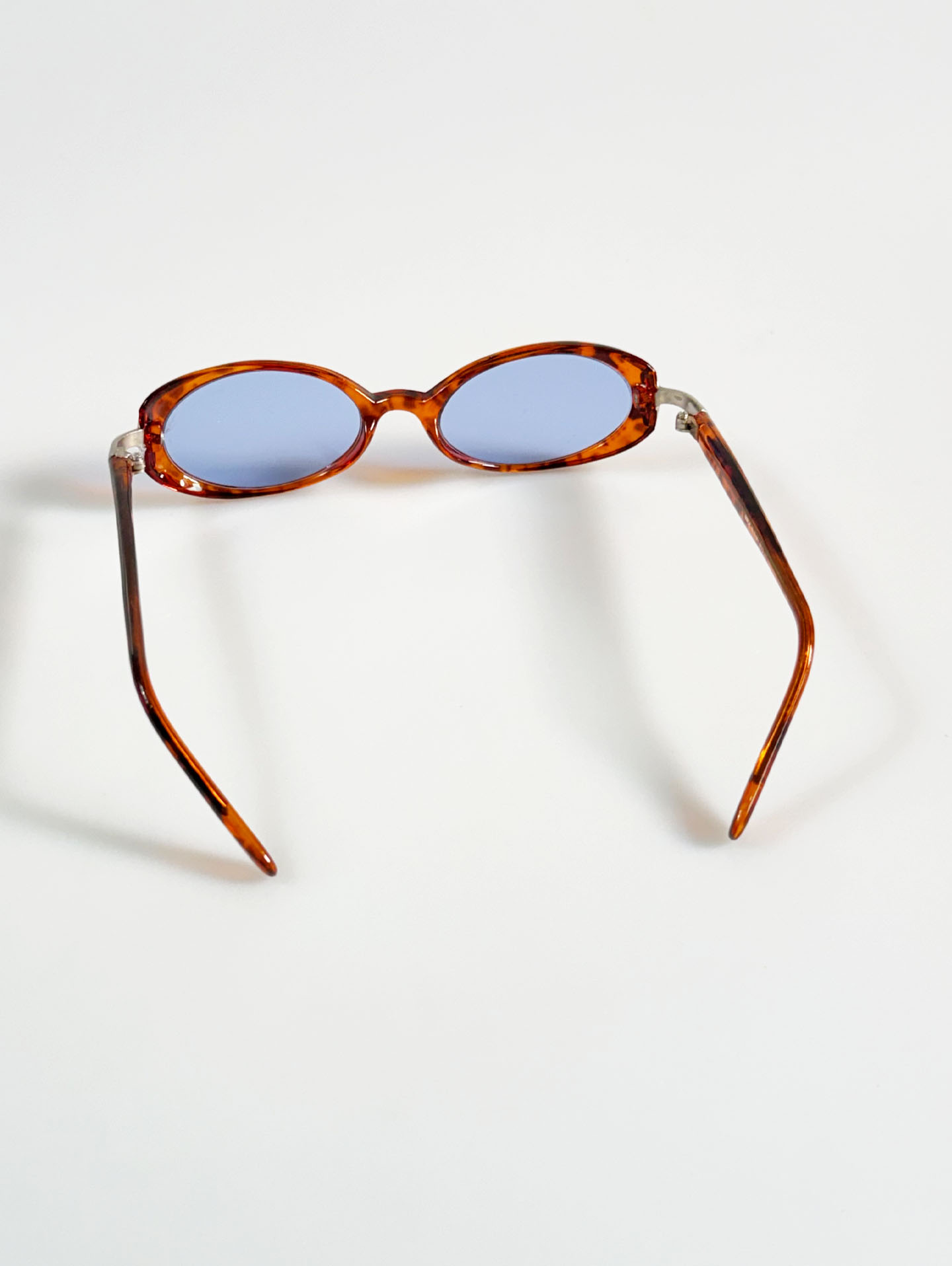 Amber Tortoiseshell Oval Frame Tint Sunglasses