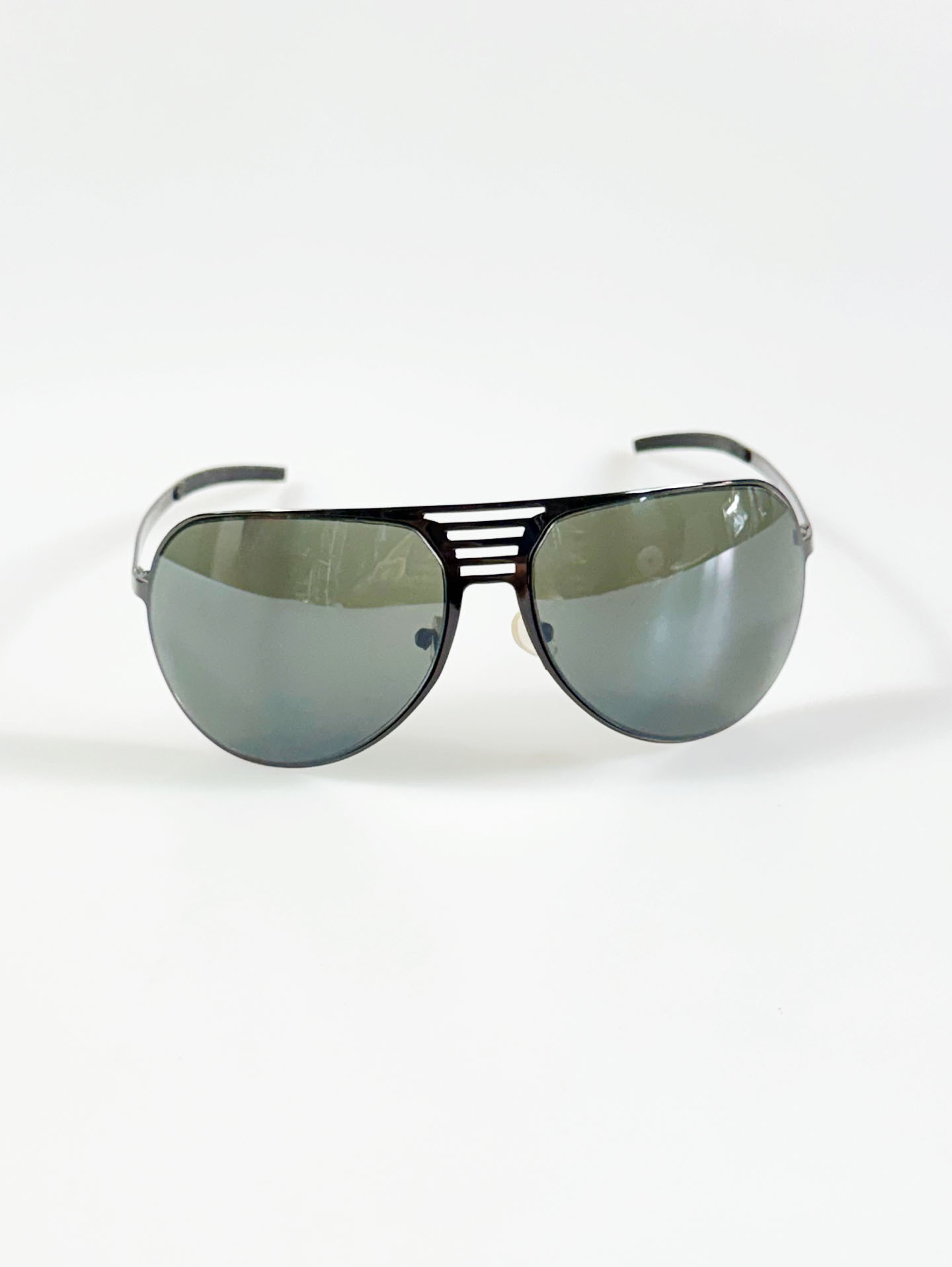 Gunmetal Aviator Frame Sunglasses