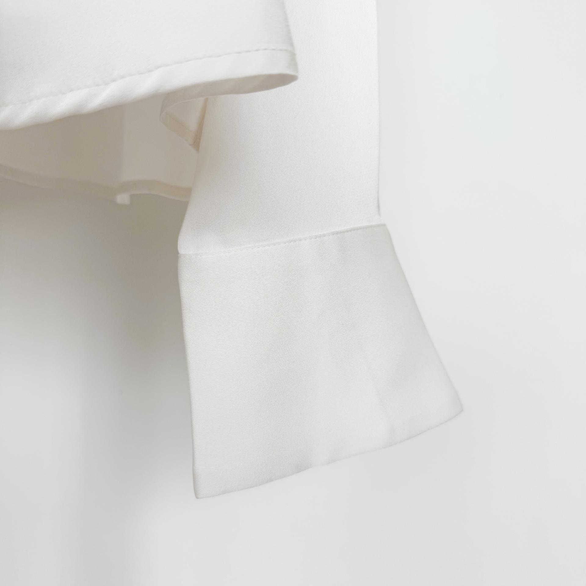 Scarf Collar Silky Blouse_Ivory
