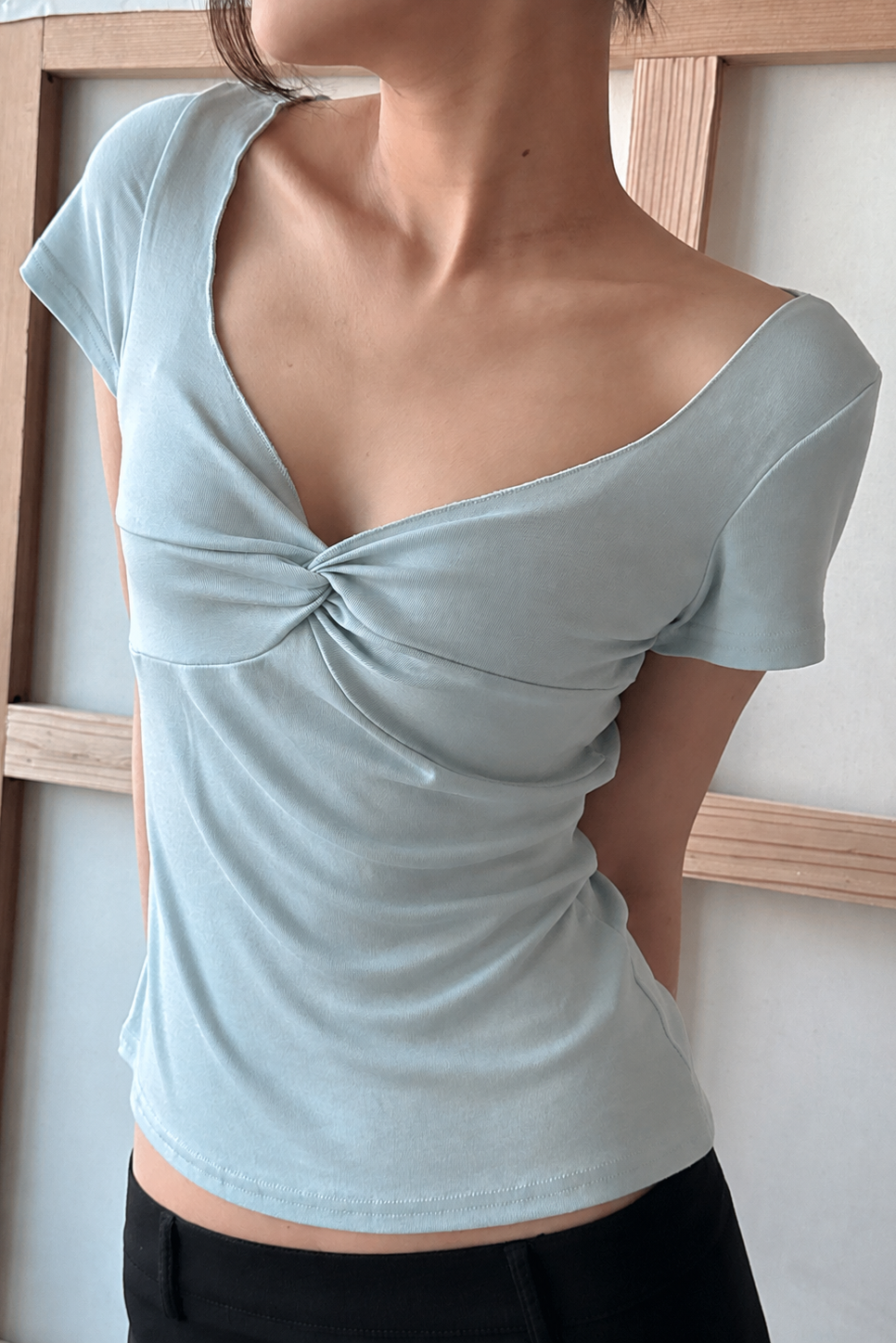 Soft Twist T-Shirt_Pale Blue