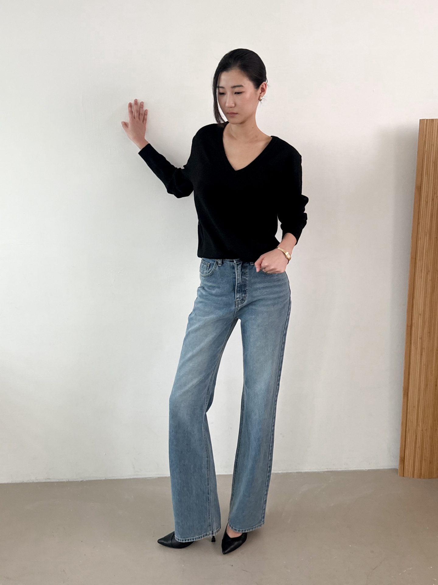 Relaxed Deep V-Neck Knit_(5 colors)