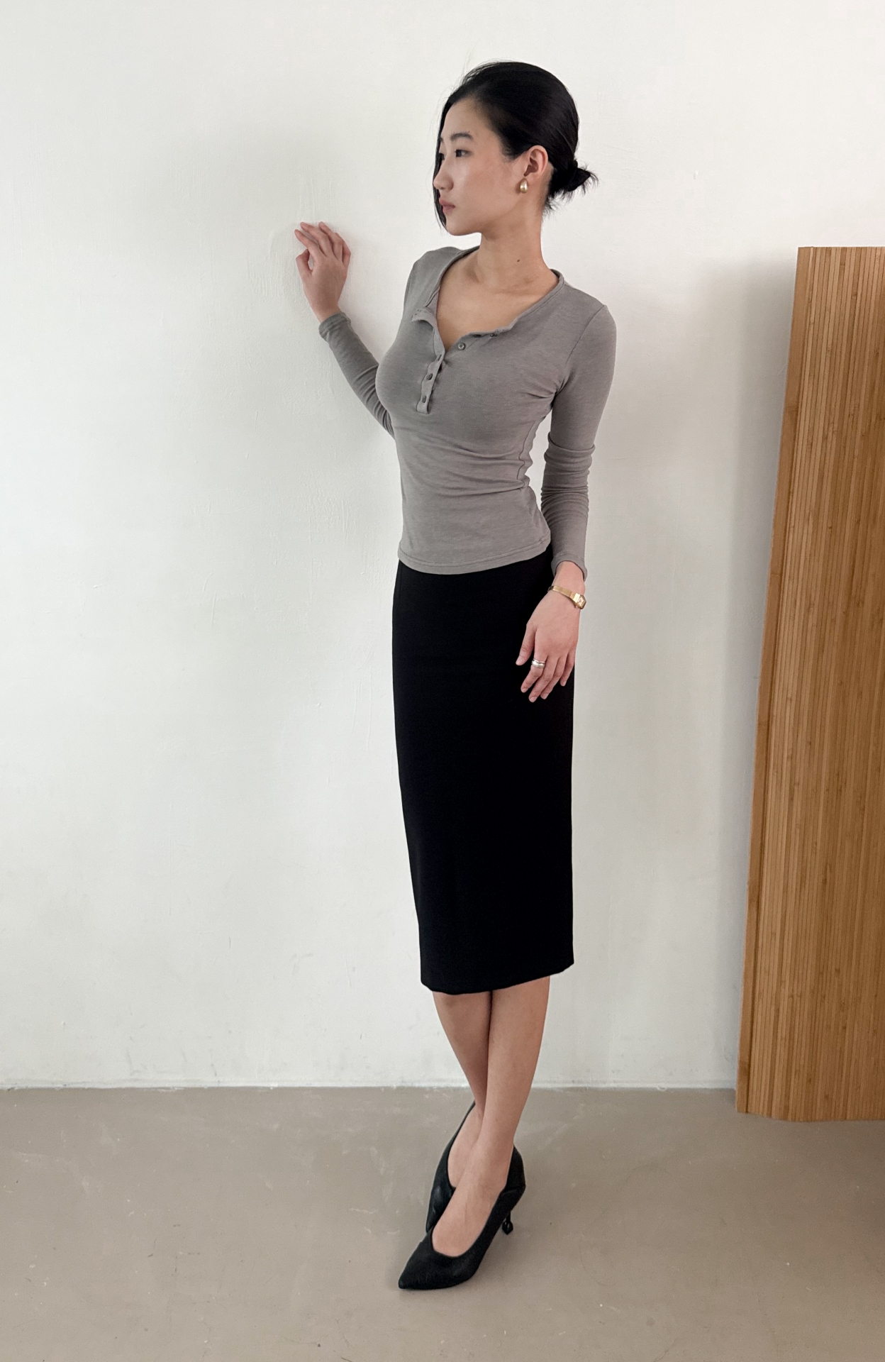 Slim Henley Tee_Khaki Gray