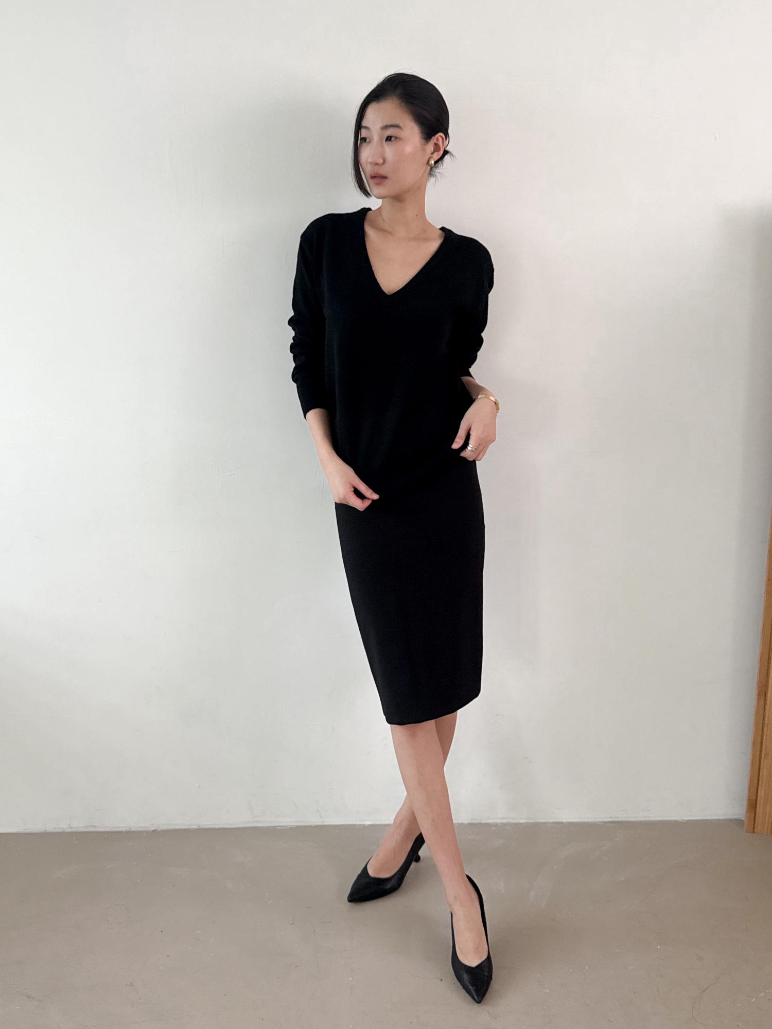 Relaxed Deep V-Neck Knit_(5 colors)