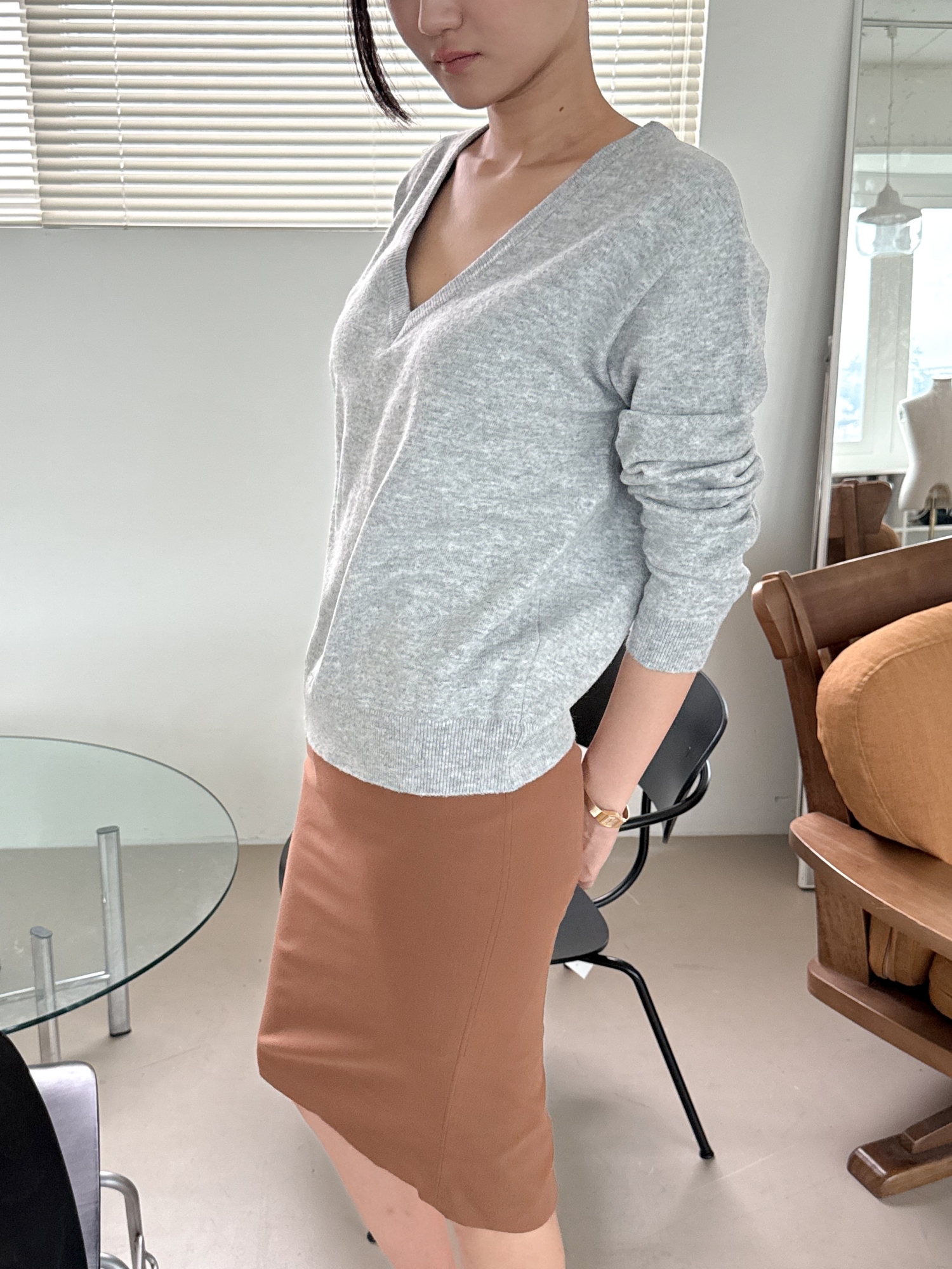 Relaxed Deep V-Neck Knit_(5 colors)