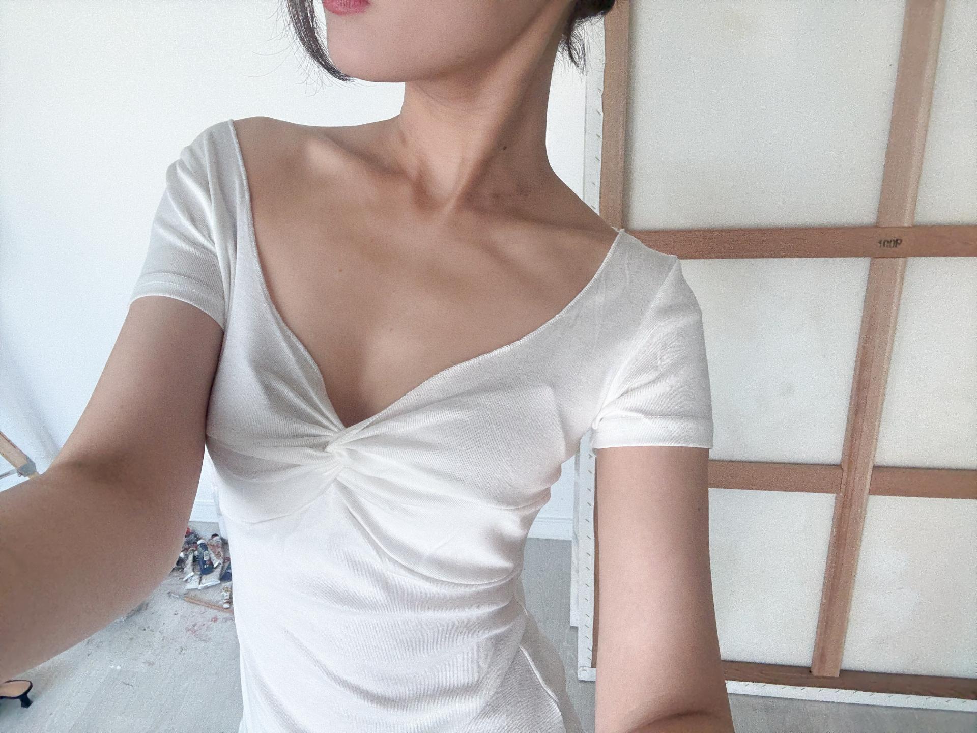 Soft Twist T-Shirt_Ivory