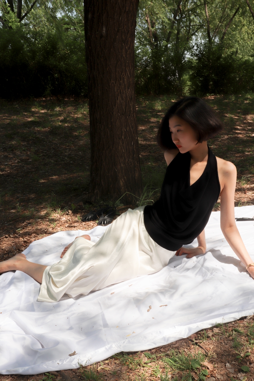 Fluid Satin Maxi Skirt_Black