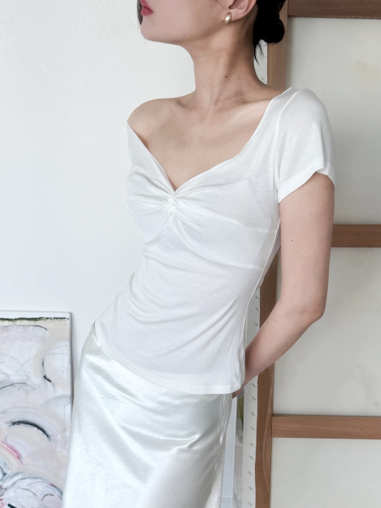 Soft Twist T-Shirt_Ivory