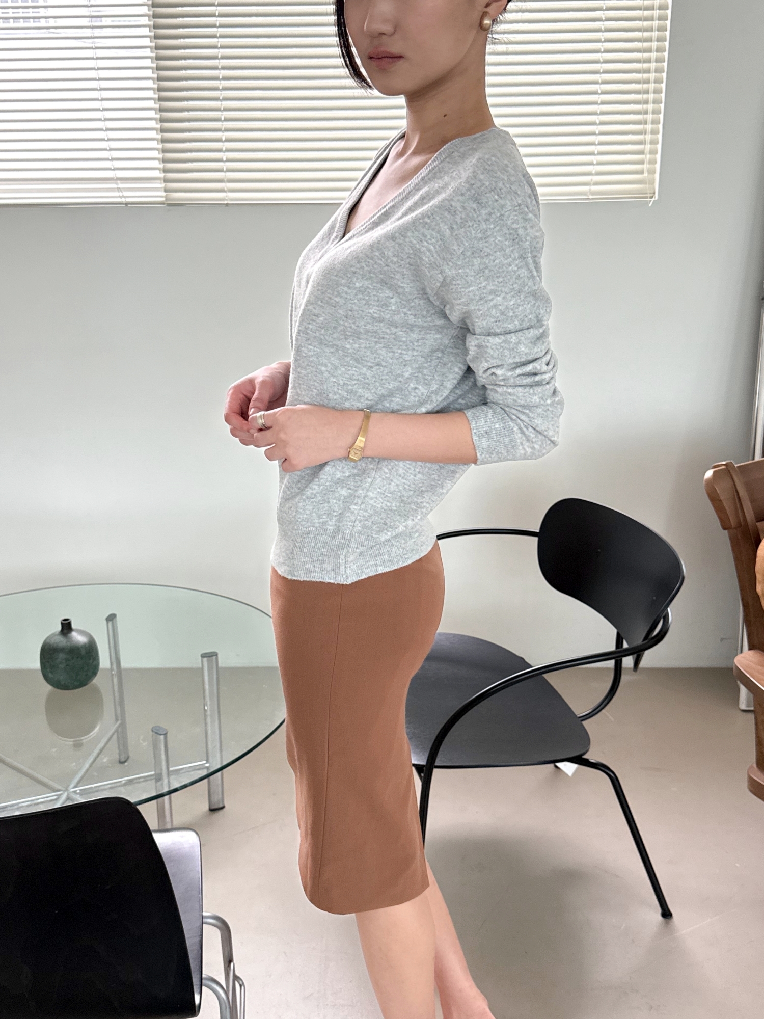 Relaxed Deep V-Neck Knit_(5 colors)