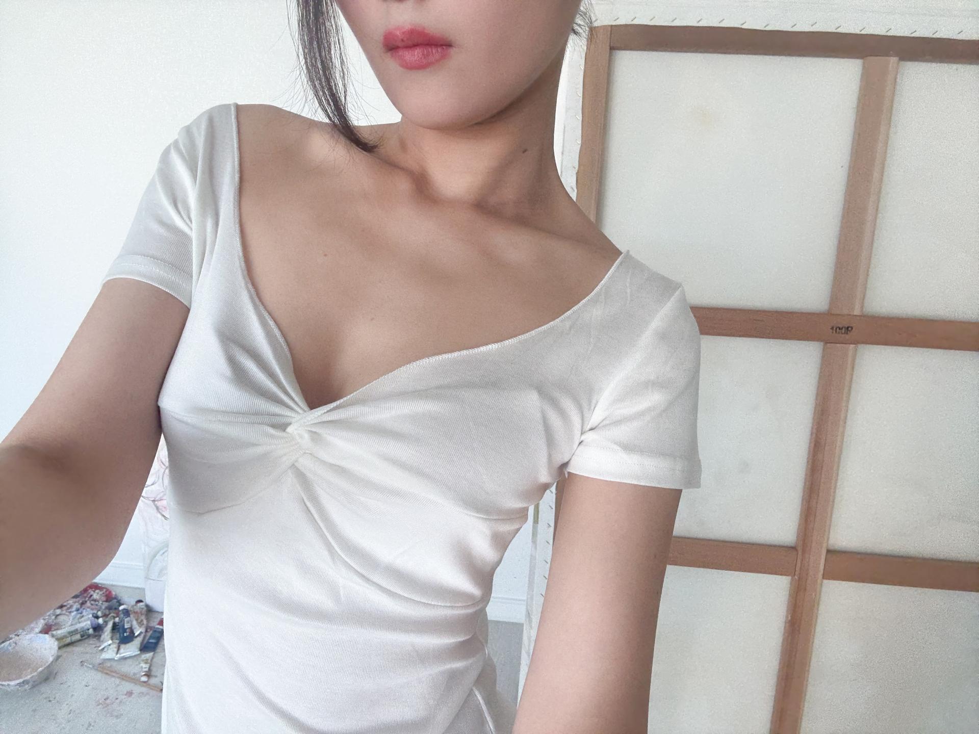 Soft Twist T-Shirt_Ivory