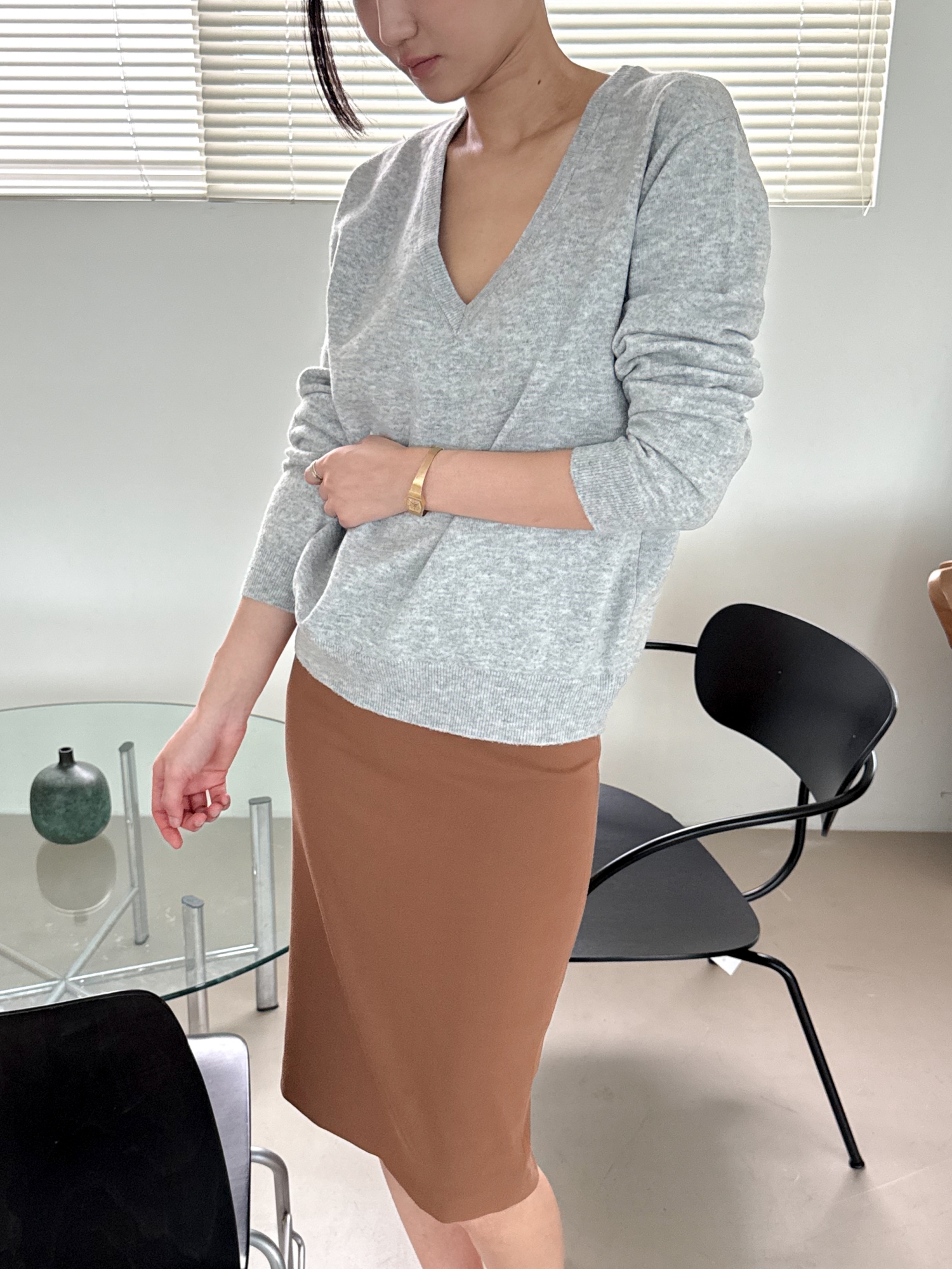 Relaxed Deep V-Neck Knit_(5 colors)