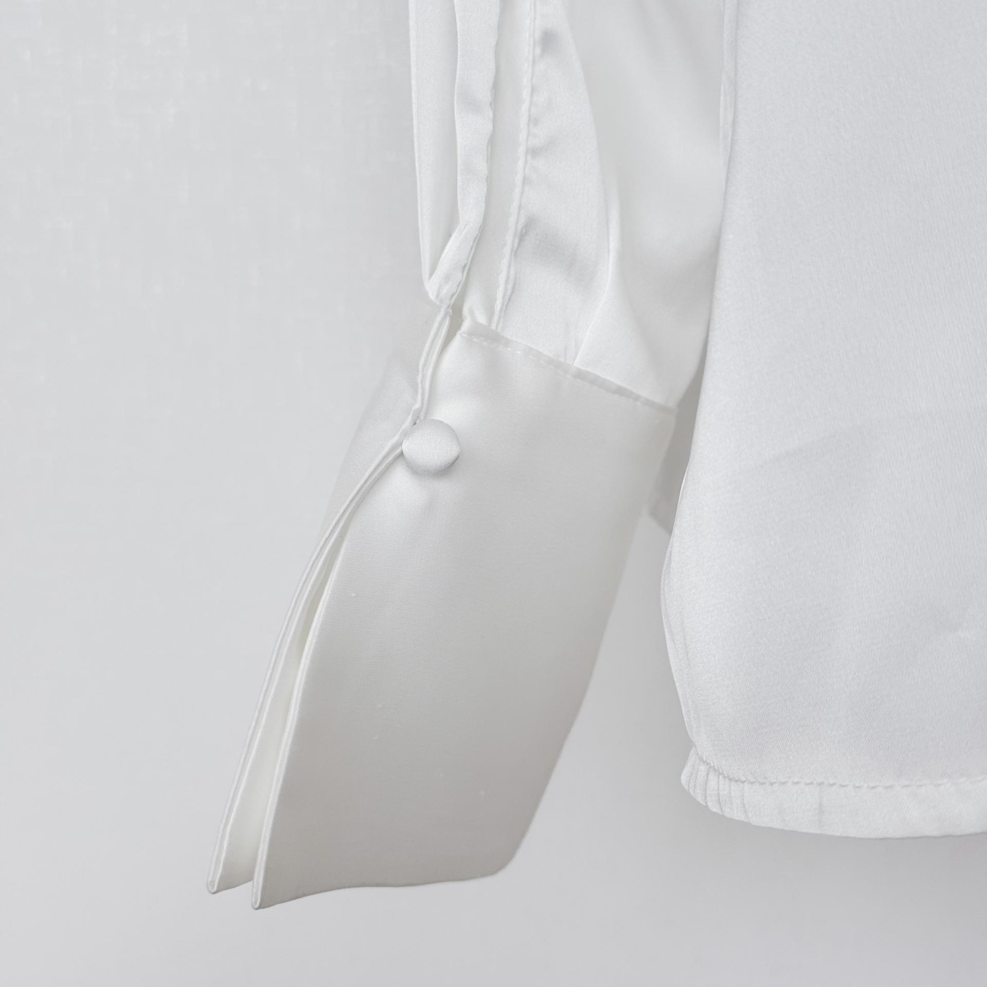 Scarf Collar Silky Blouse_Ivory