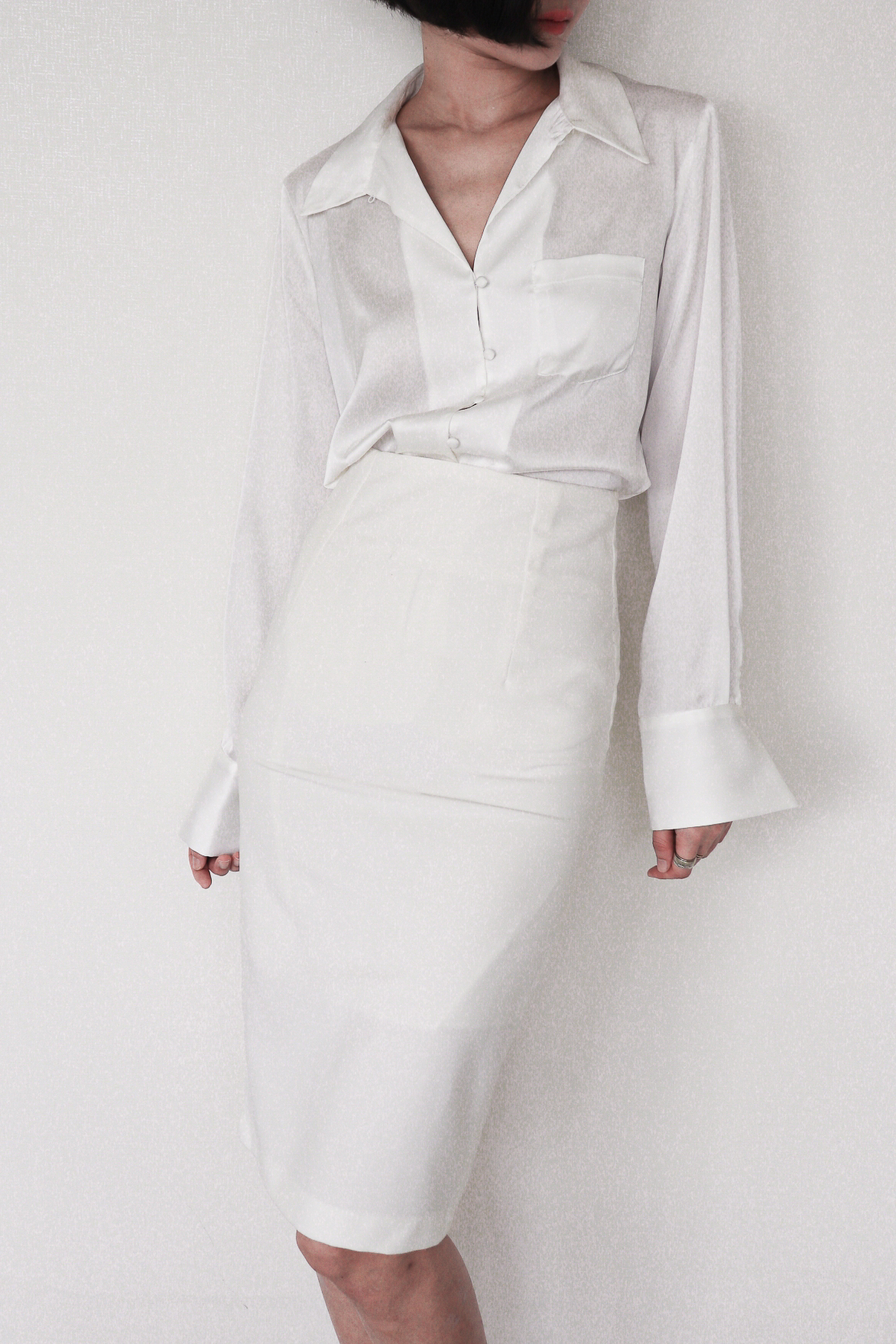 Silky Covered Button Blouse_Ivory
