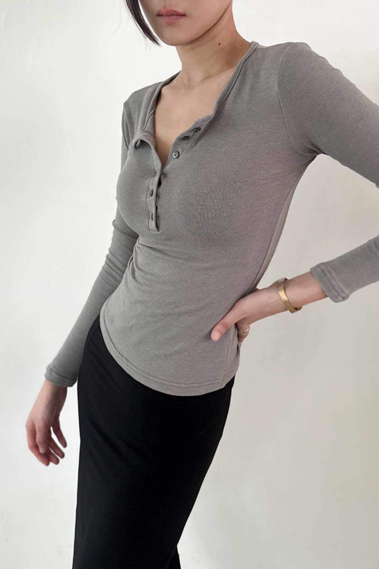 Slim Henley Tee_Khaki Gray