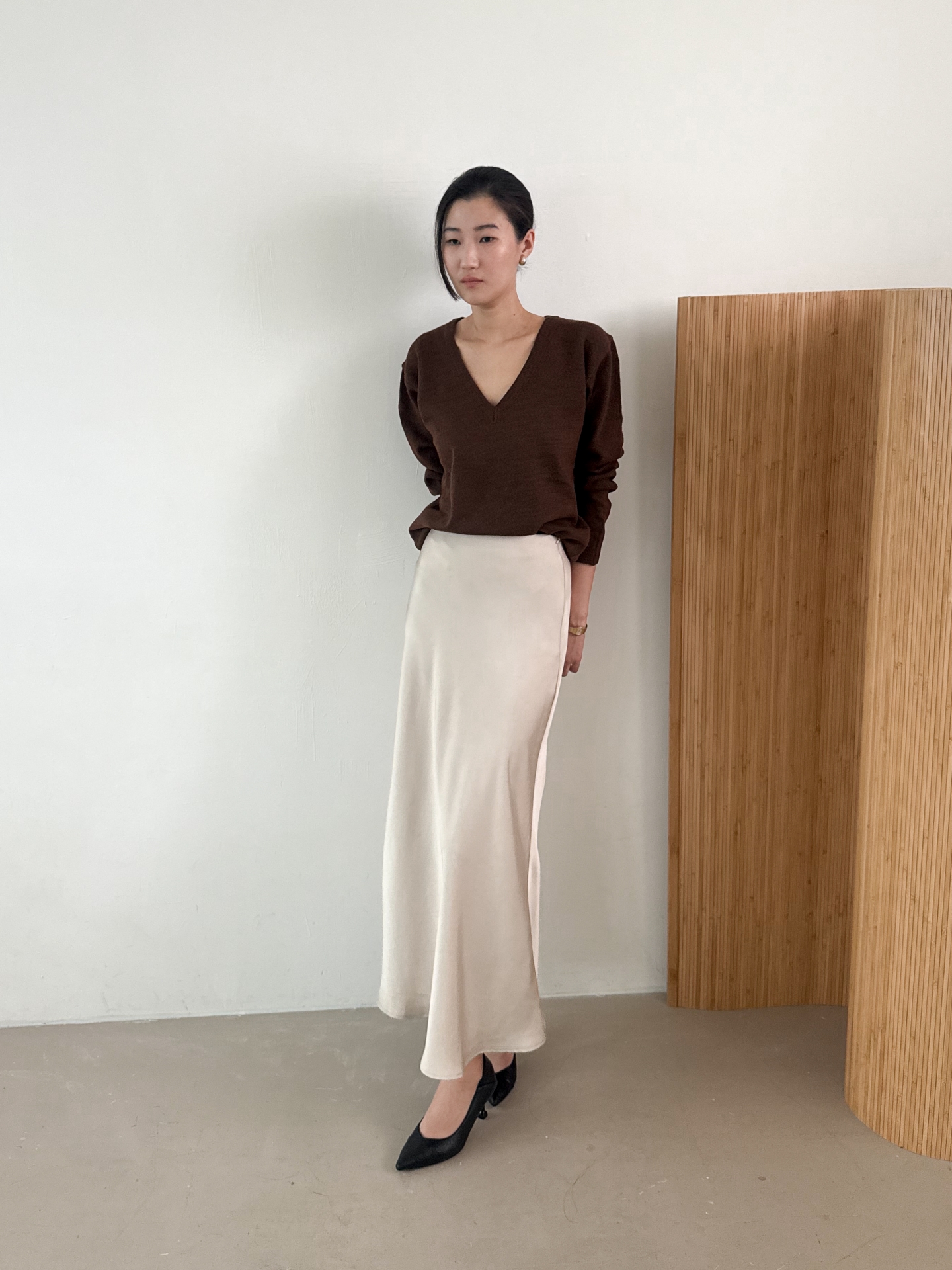 Relaxed Deep V-Neck Knit_(5 colors)